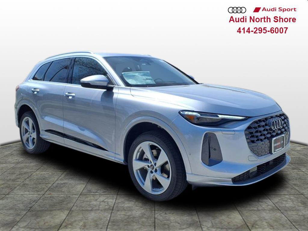 2026 Audi Q5 Premium Plus quattro's photo