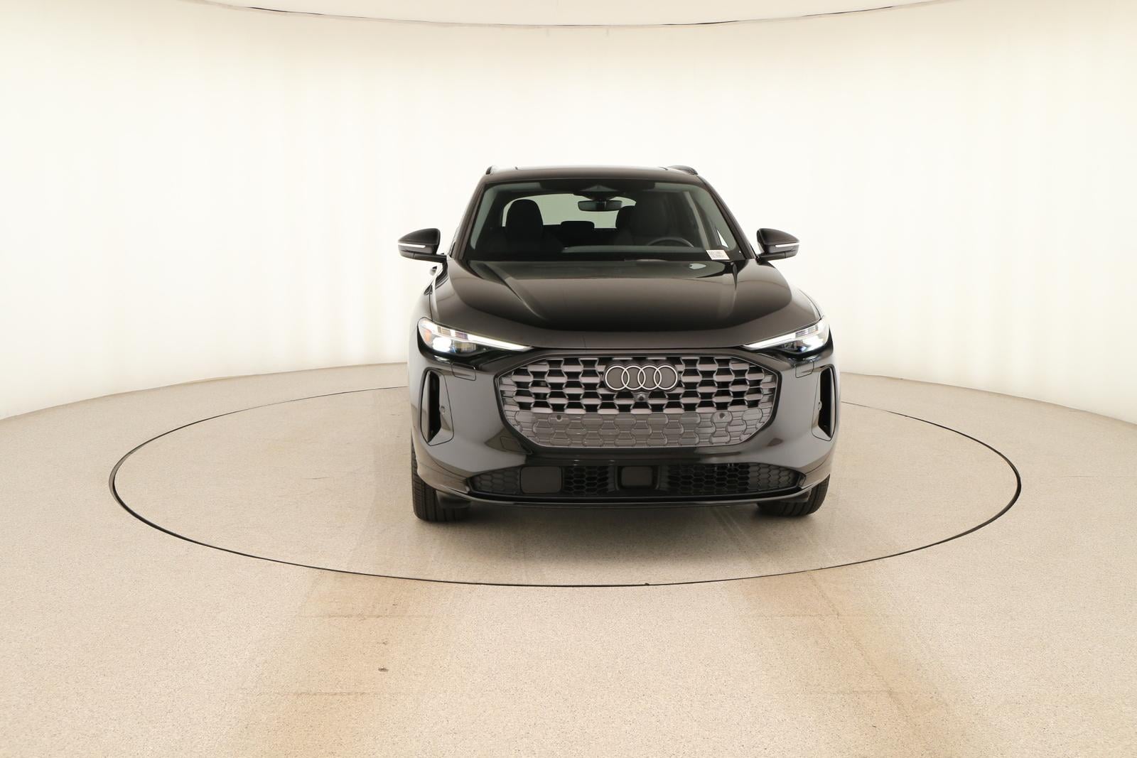 2025 Audi Q5 Premium Plus - Photo 11