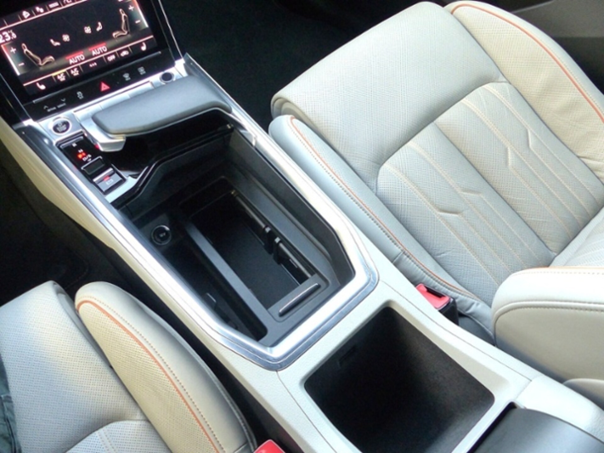 Audi e-tron S line