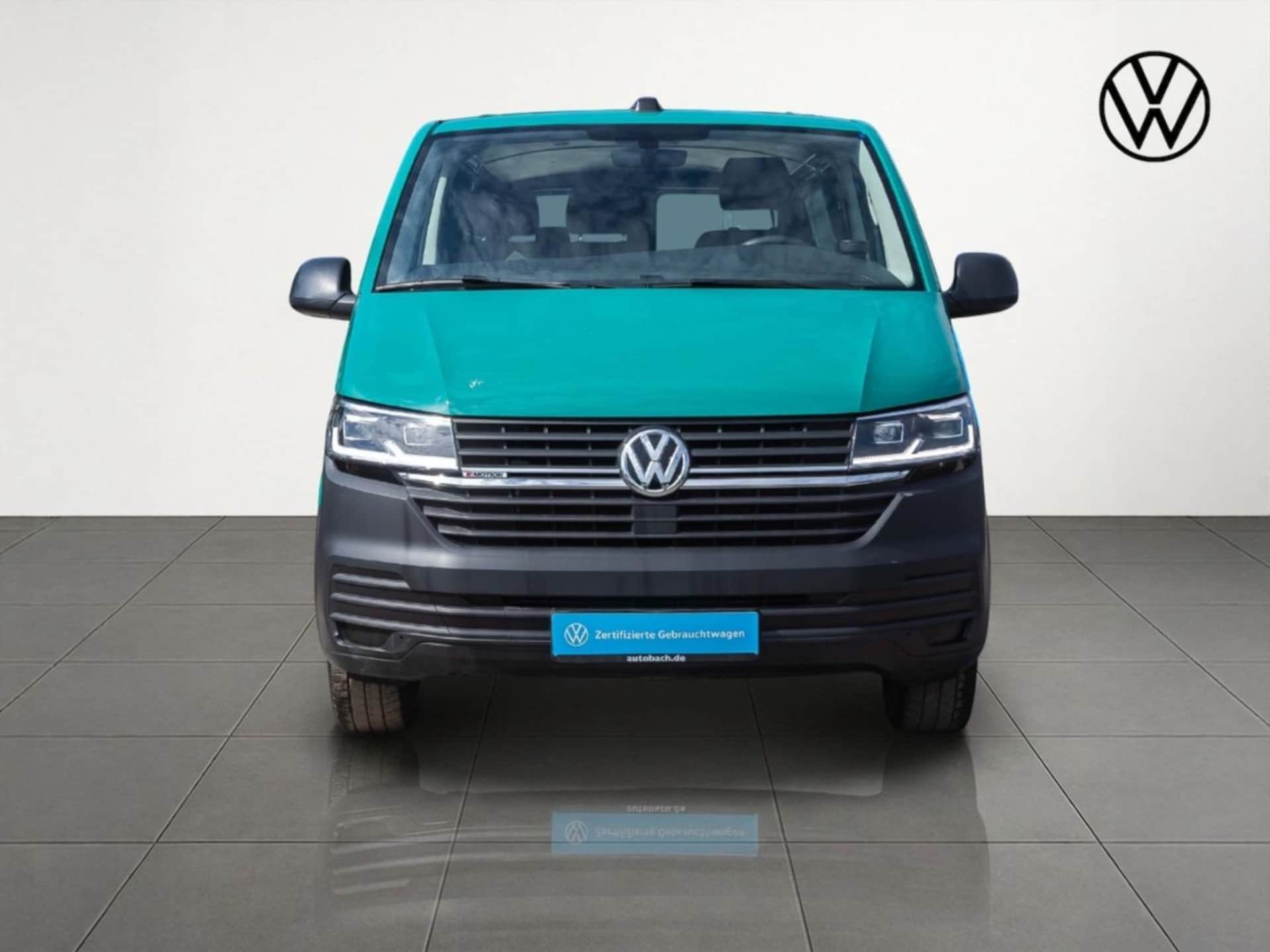 Volkswagen T6.1 Transporter Kombi langer Radstand