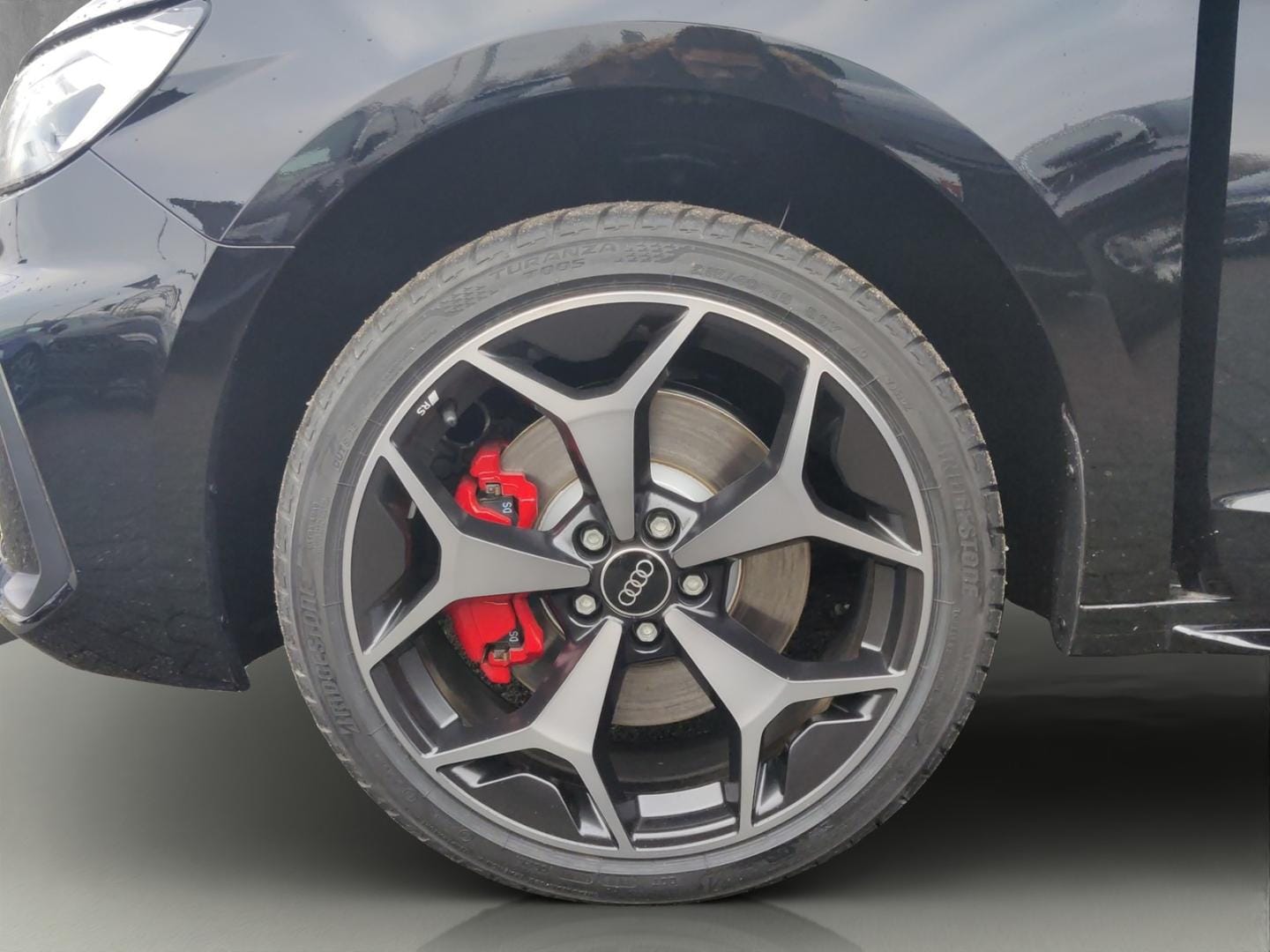 Bild über Audi A1 Sportback S line 35 TFSI S tronic - für weitere Informationen kontaktieren Sie den Audi Partner