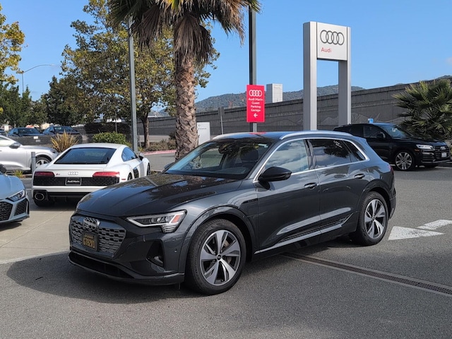 2024 Audi Q8 e-tron