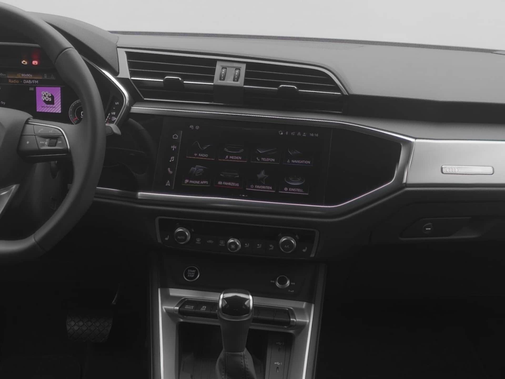 Audi Q3 Sportback S line