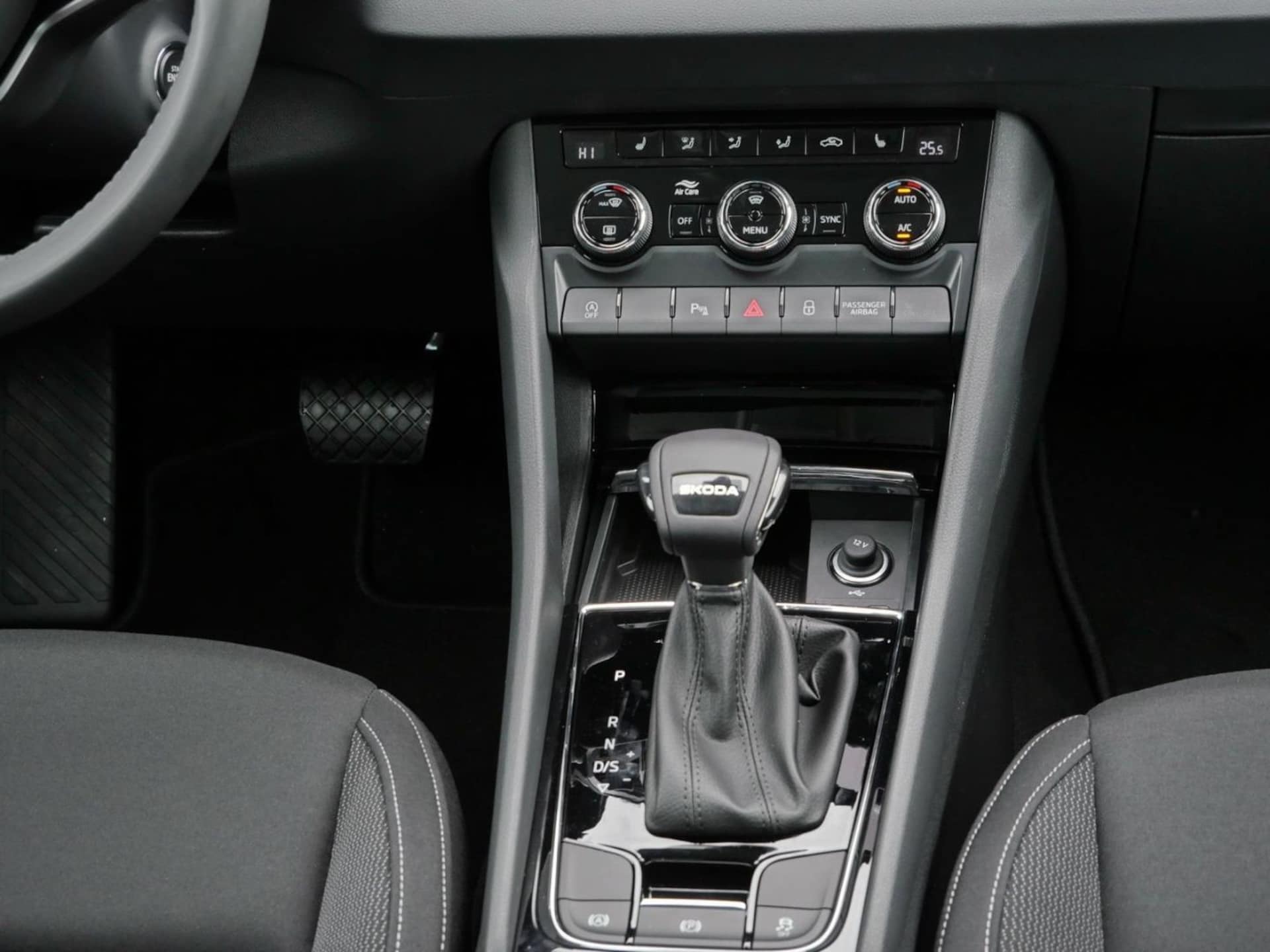Skoda Karoq Selection