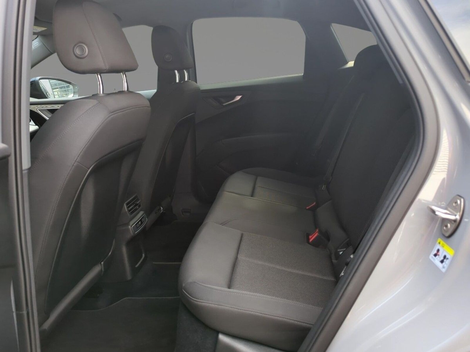 Audi Q4 Sportback e-tron – Bild 8