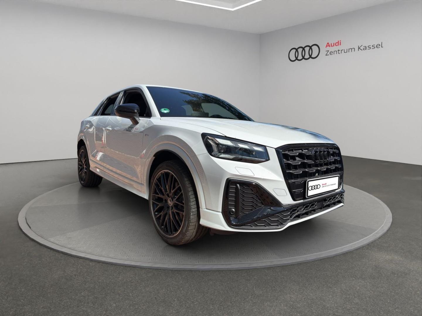 Bild über Audi Q2 S line 35 TFSI S tronic - für weitere Informationen kontaktieren Sie den Audi Partner