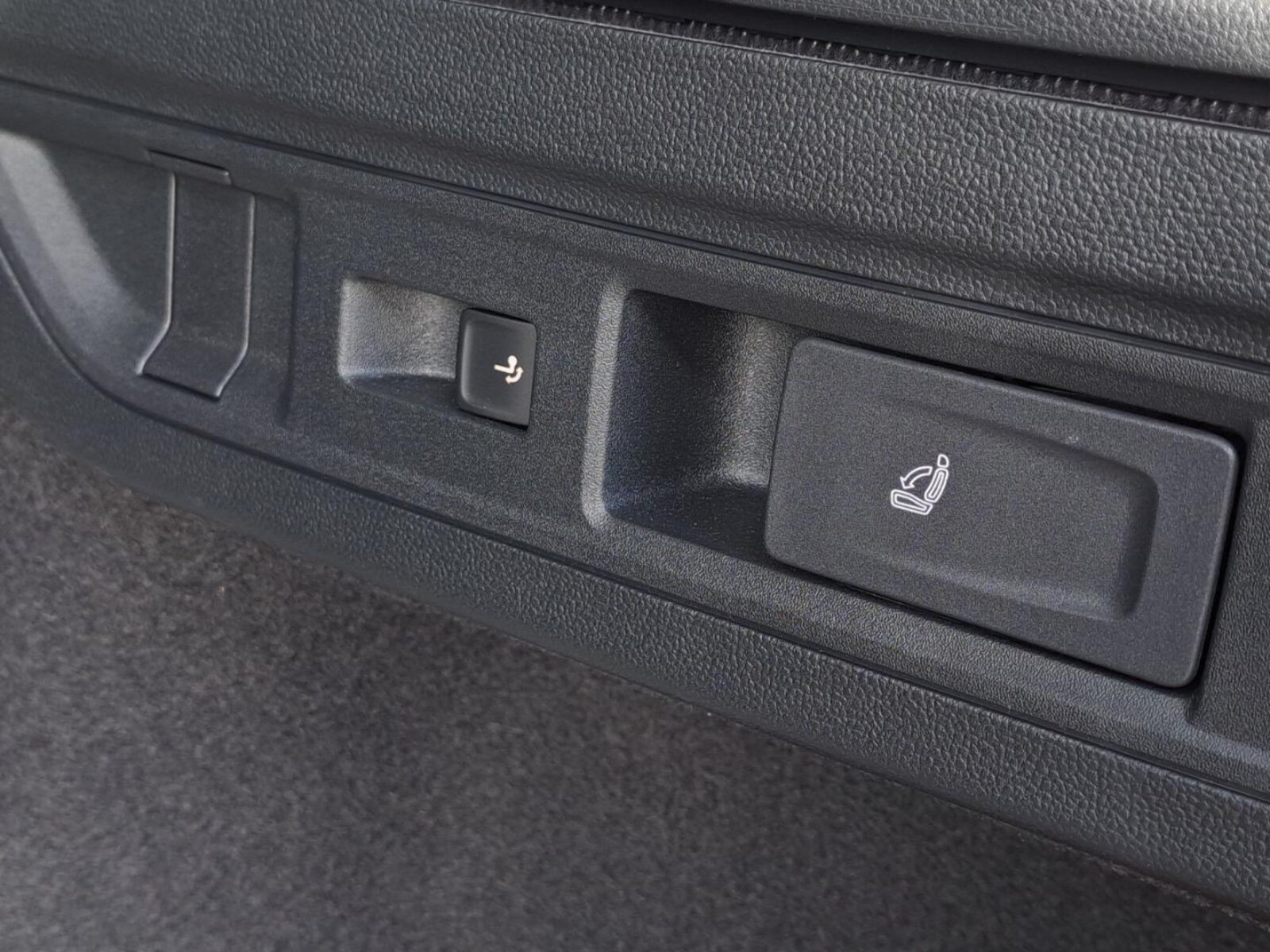 Volkswagen Passat – Bild 23