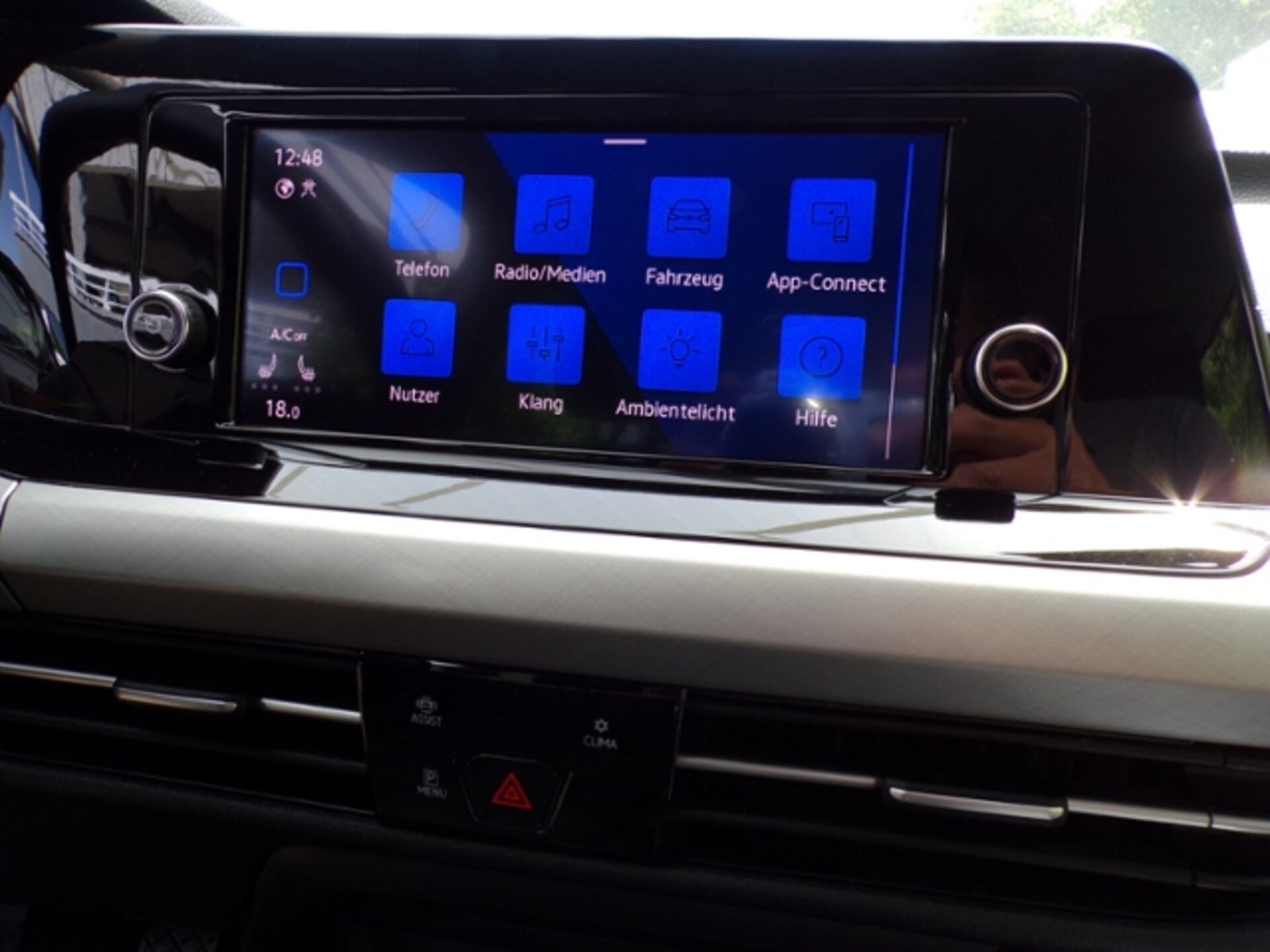 Volkswagen Golf Variant Life