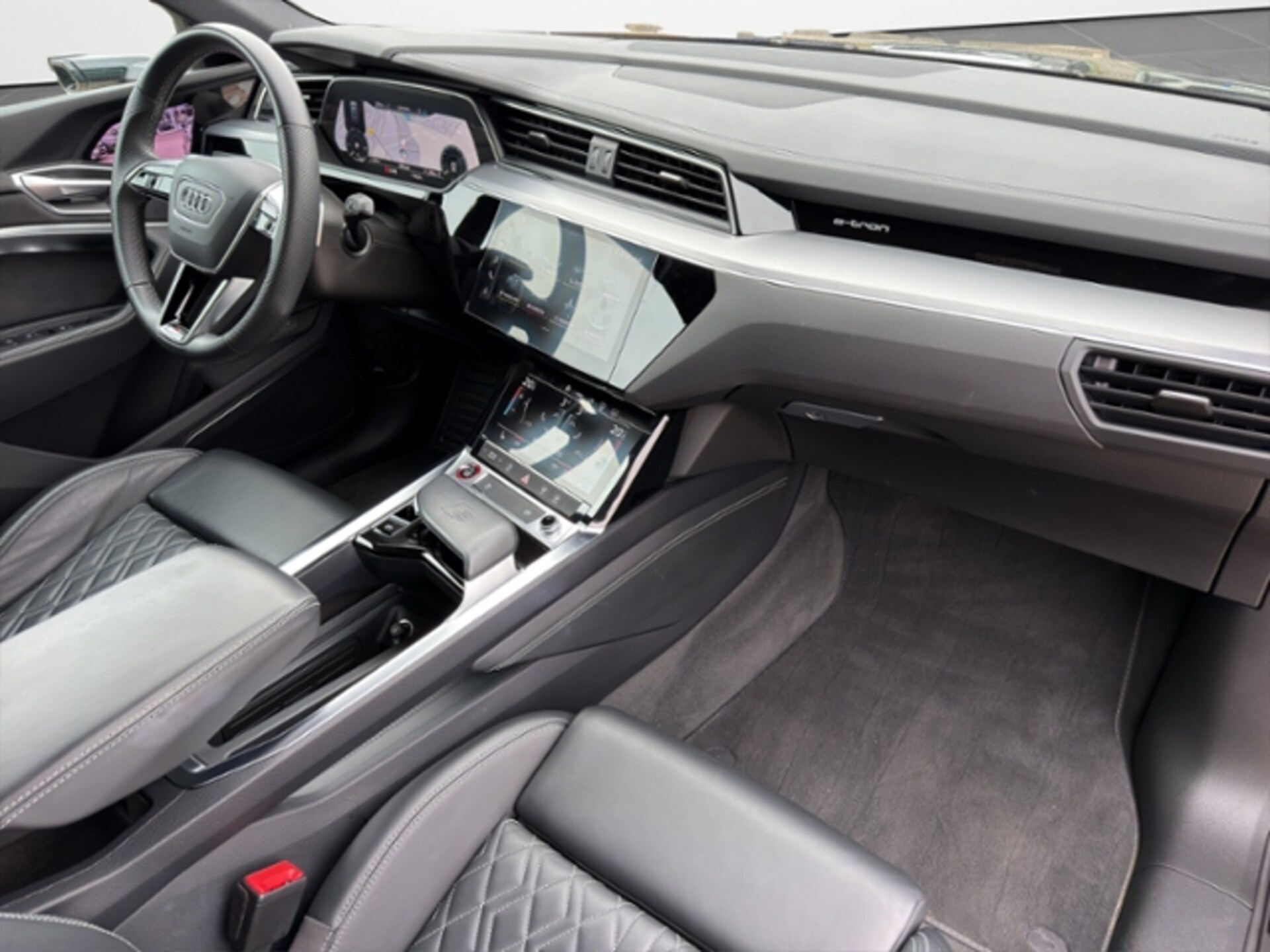 Audi e-tron S