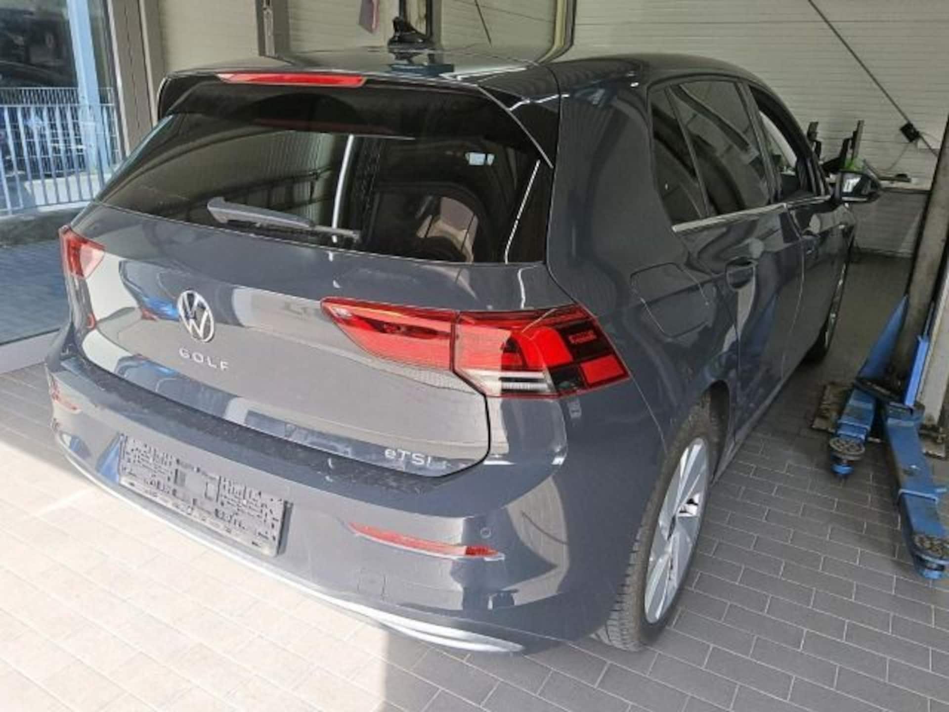 Volkswagen Golf Style