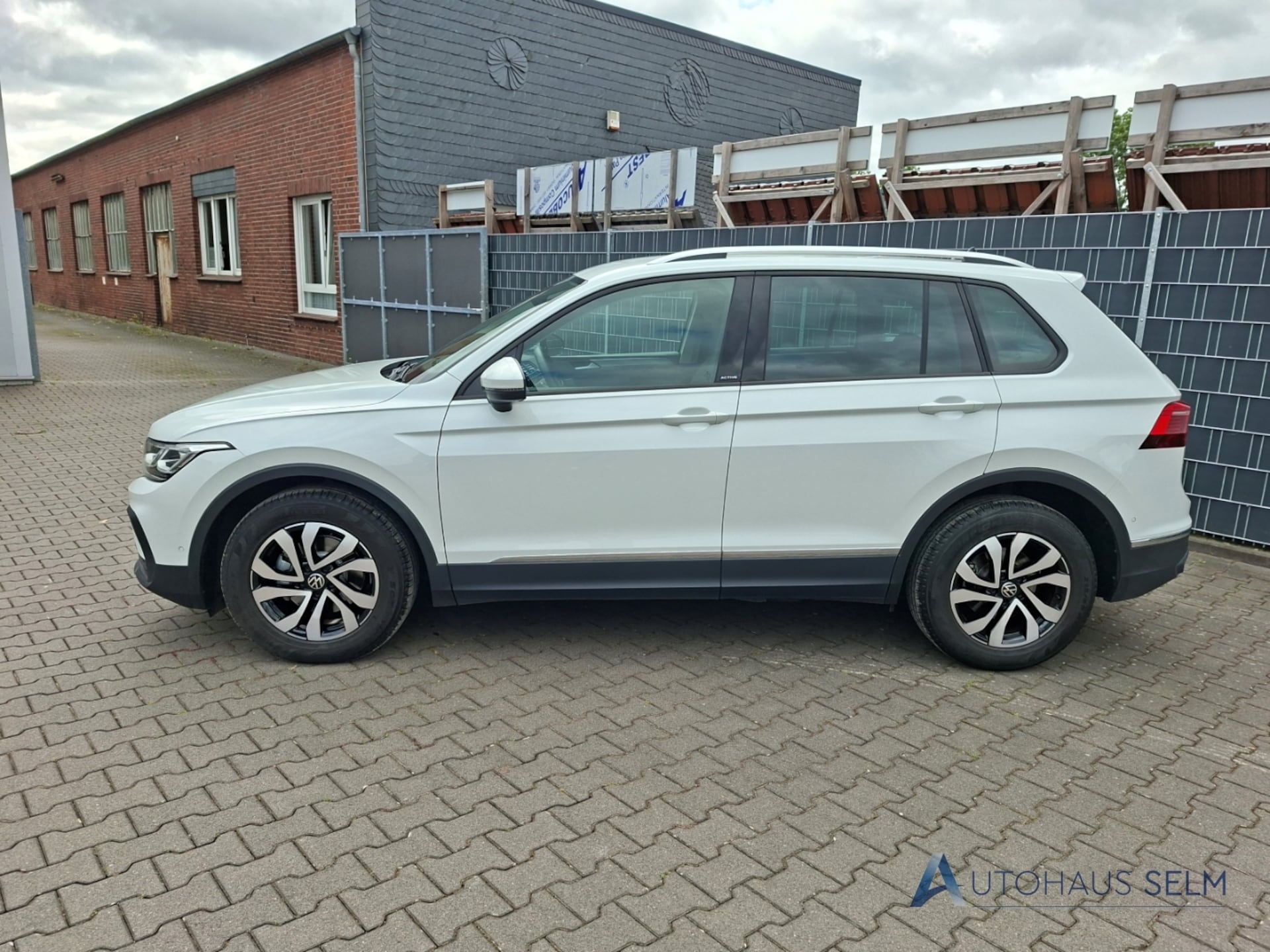 Volkswagen Tiguan Active