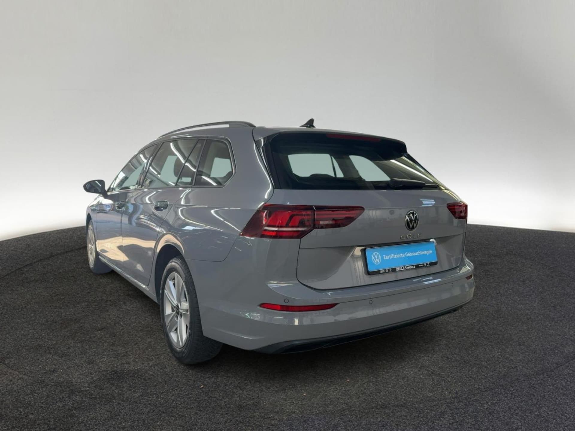 Volkswagen Golf Variant Life