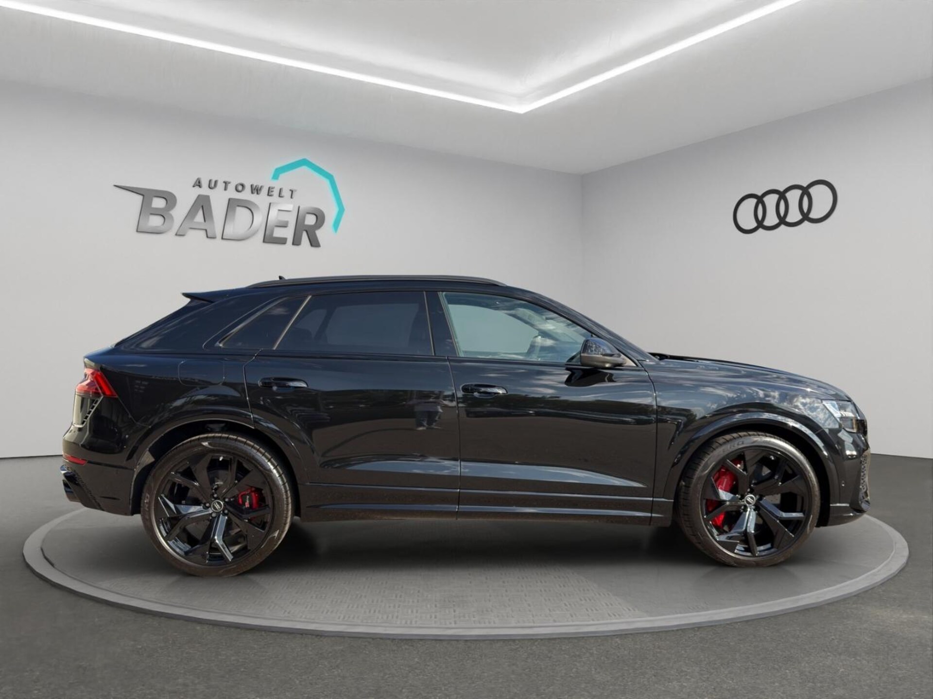 Audi RS Q8 SUV
