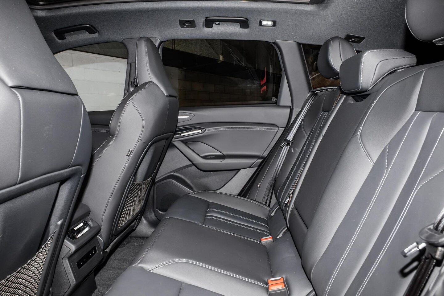 Image about Audi Q6 SUV e-tron e-tron quattro
