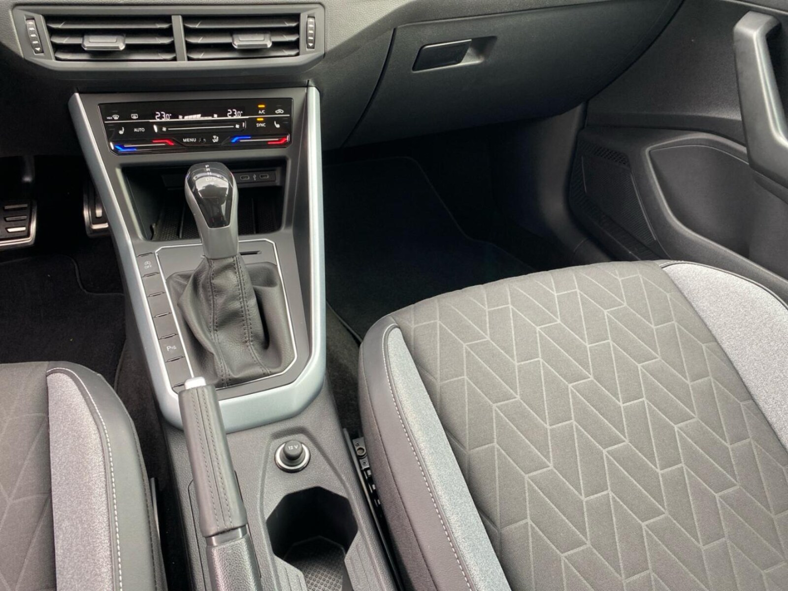 Volkswagen Polo – Bild 7