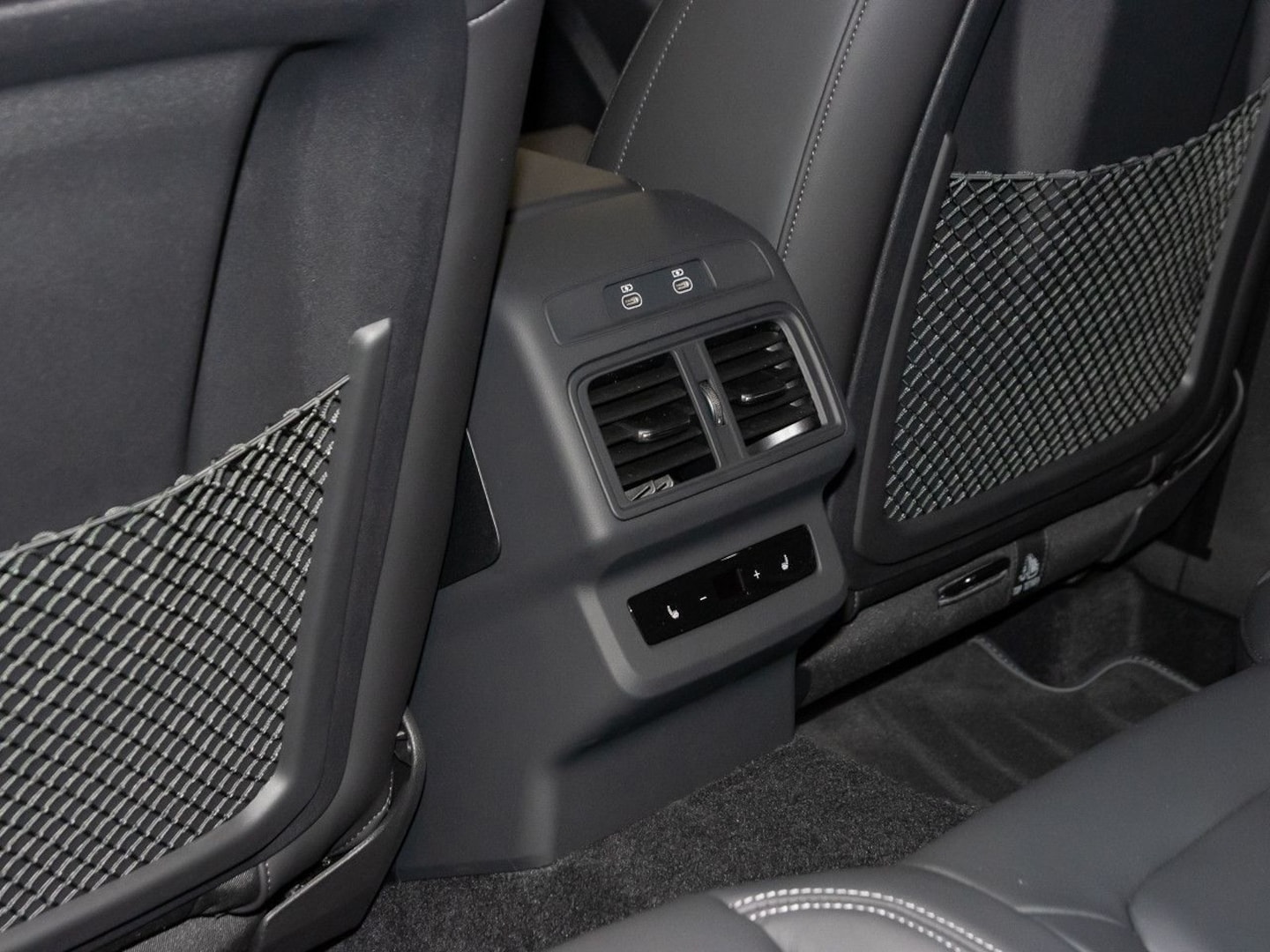 Bild über Audi SQ5 SUV TFSI 270 kW S tronic - für weitere Informationen kontaktieren Sie den Audi Partner