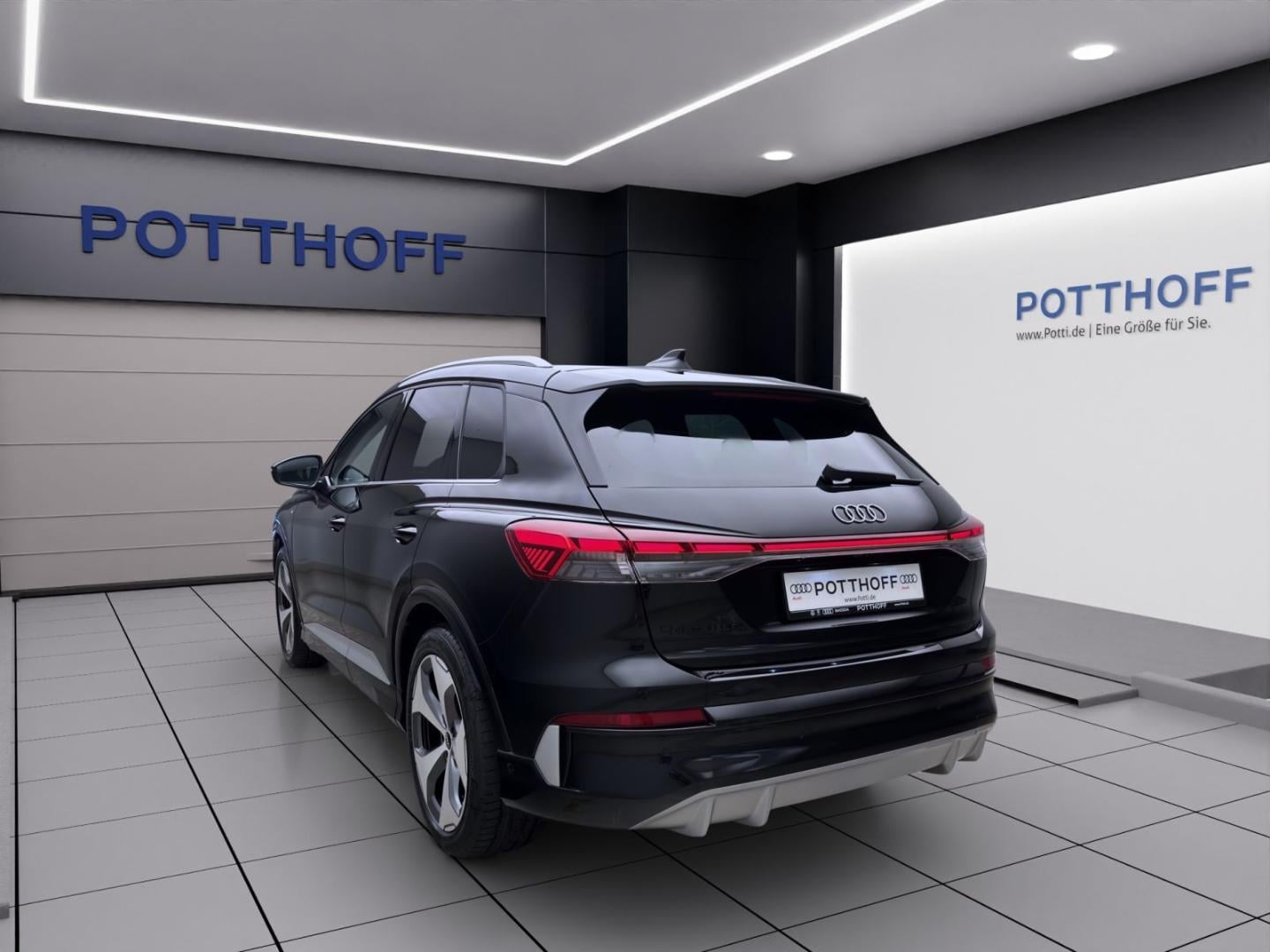 Bild über Audi Q4 SUV e-tron e-tron performance 210 kW - für weitere Informationen kontaktieren Sie den Audi Partner