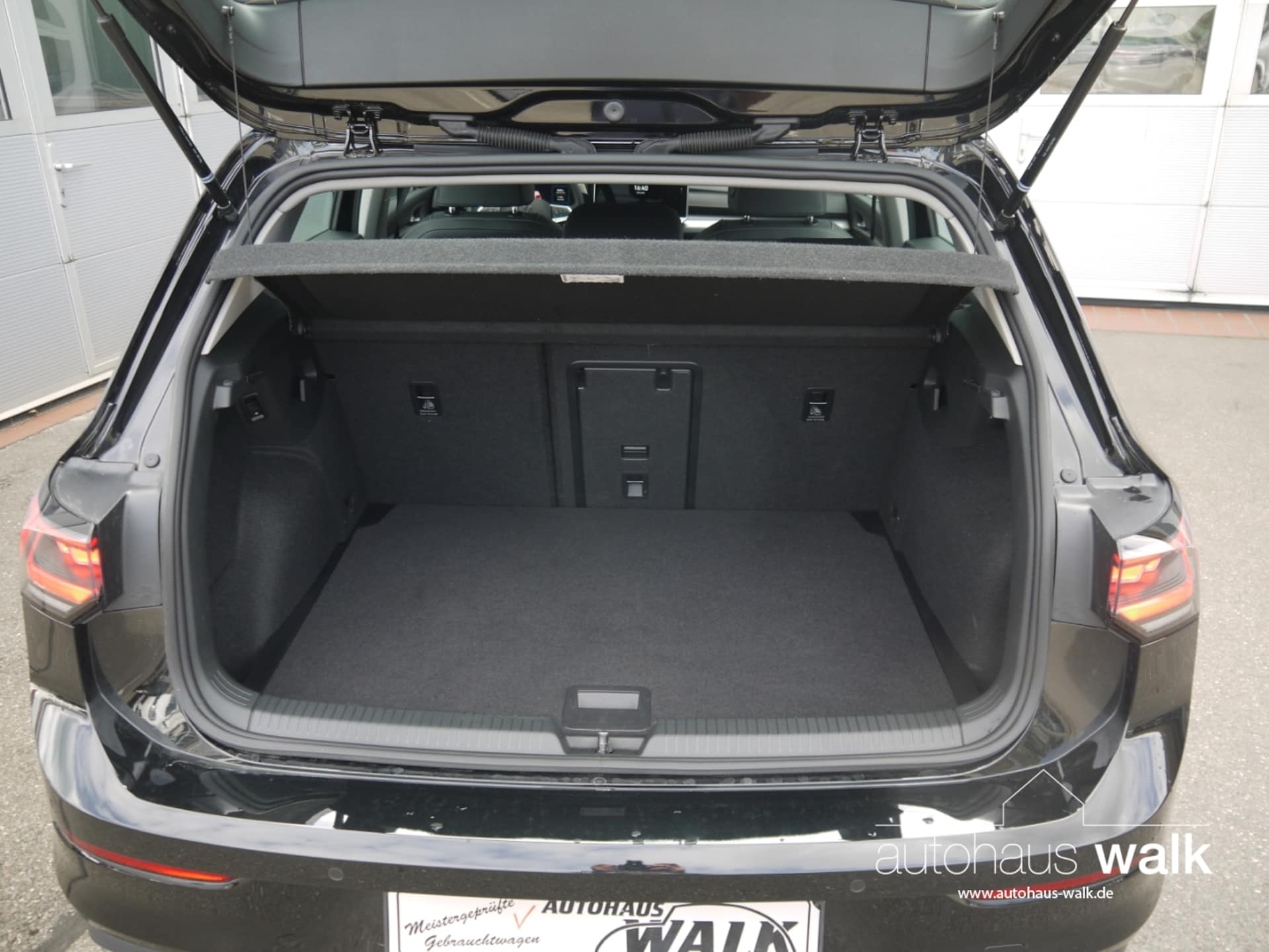 Volkswagen Golf Style