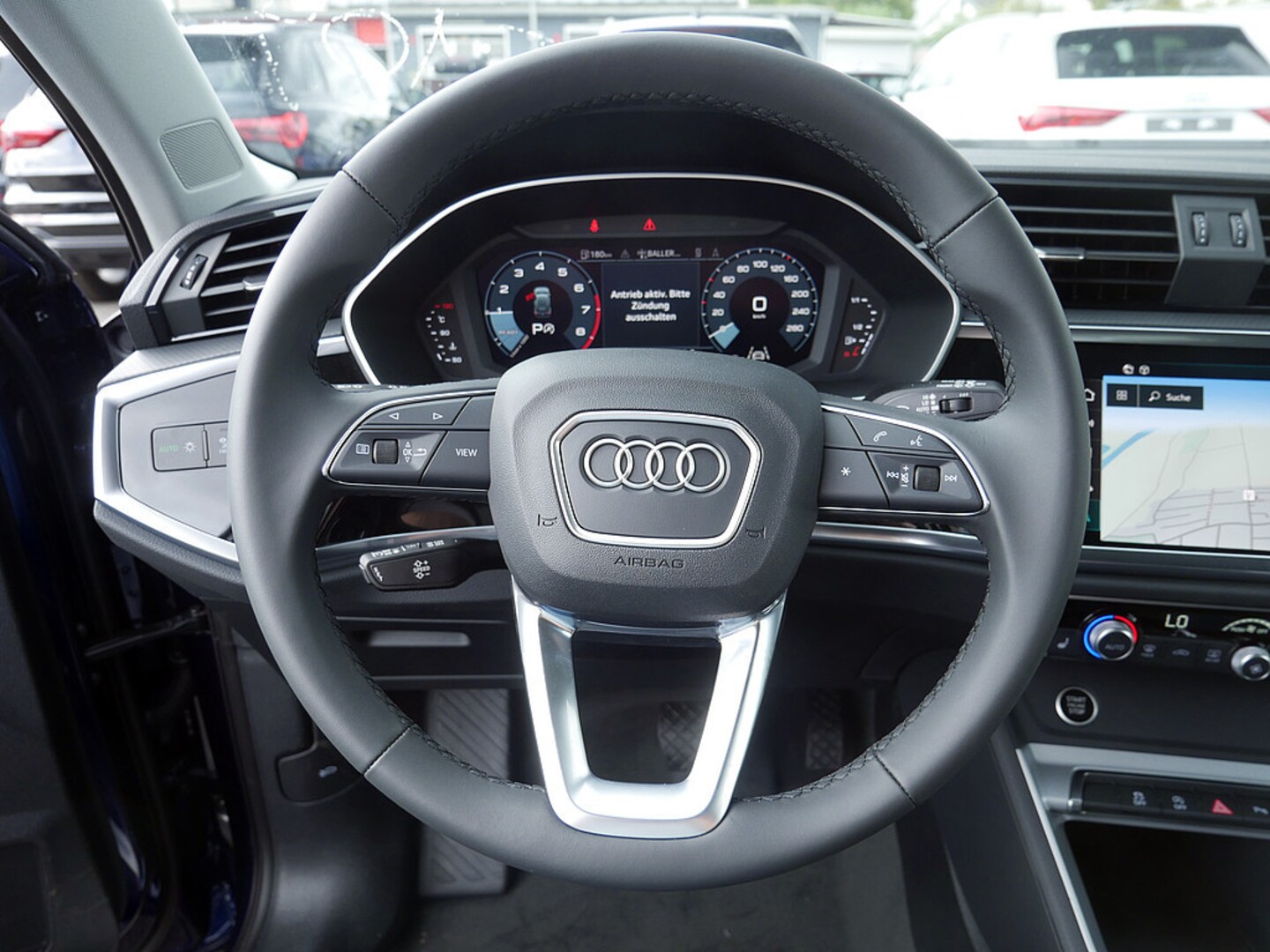 Bild über Audi Q3 TFSI 110 kW S tronic - für weitere Informationen kontaktieren Sie den Audi Partner