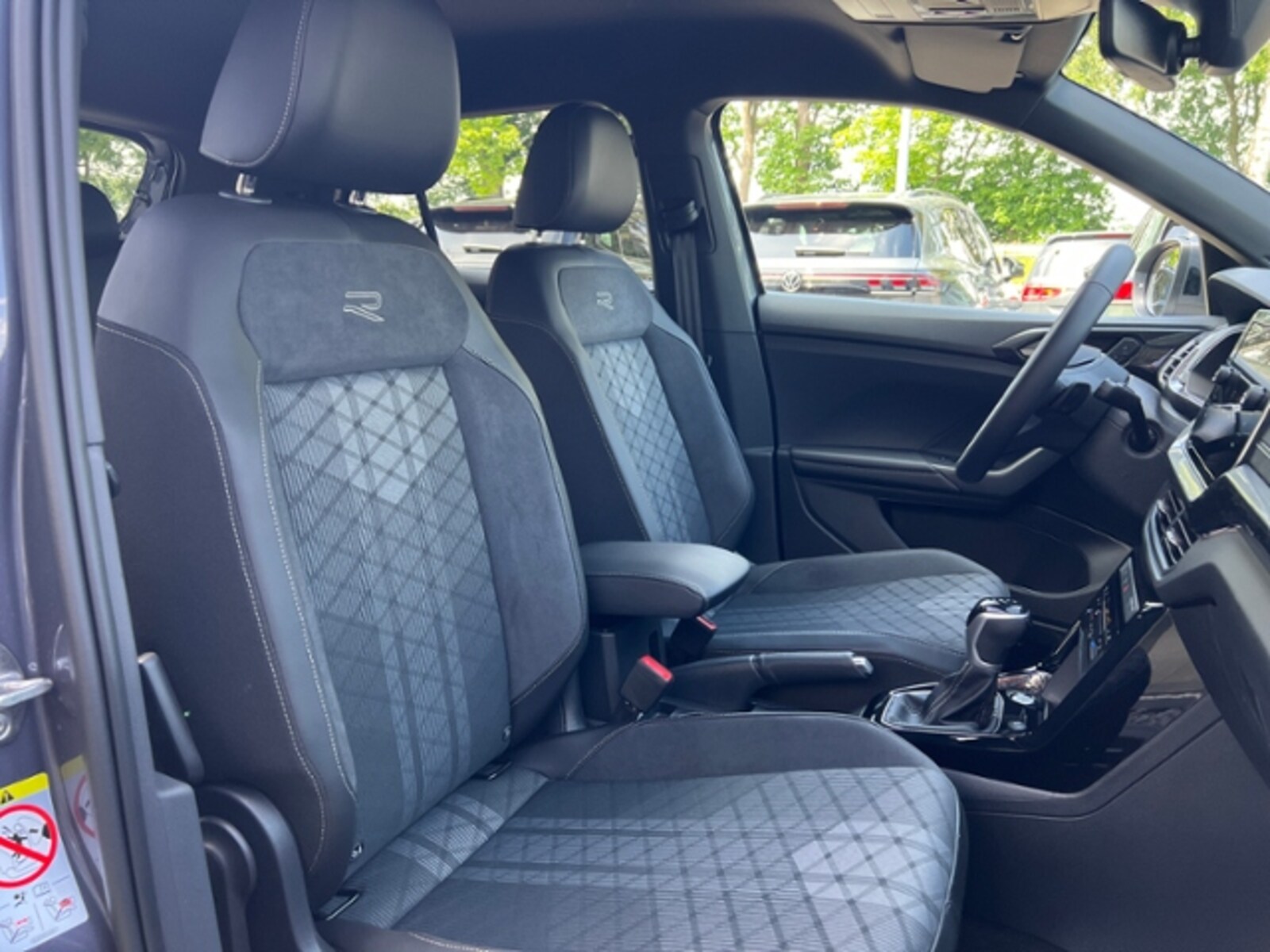 Volkswagen T-Cross – Bild 8