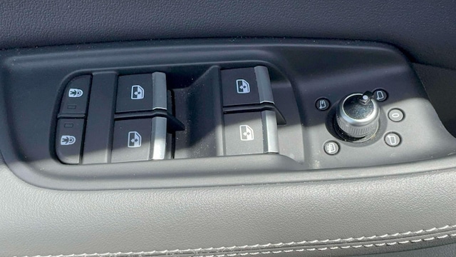 2025 Audi Q7 Premium Plus - Photo 10