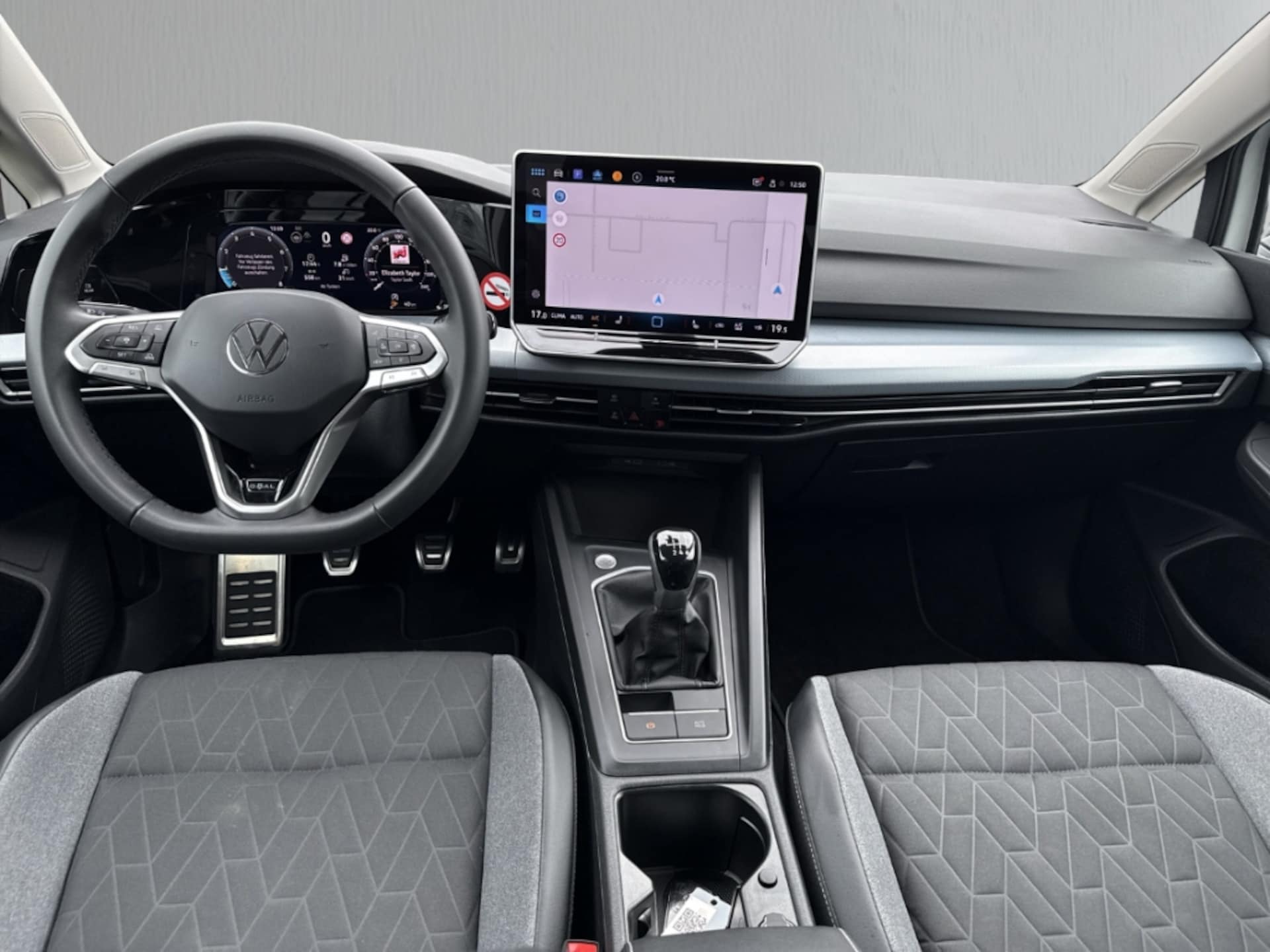 Volkswagen Golf Life