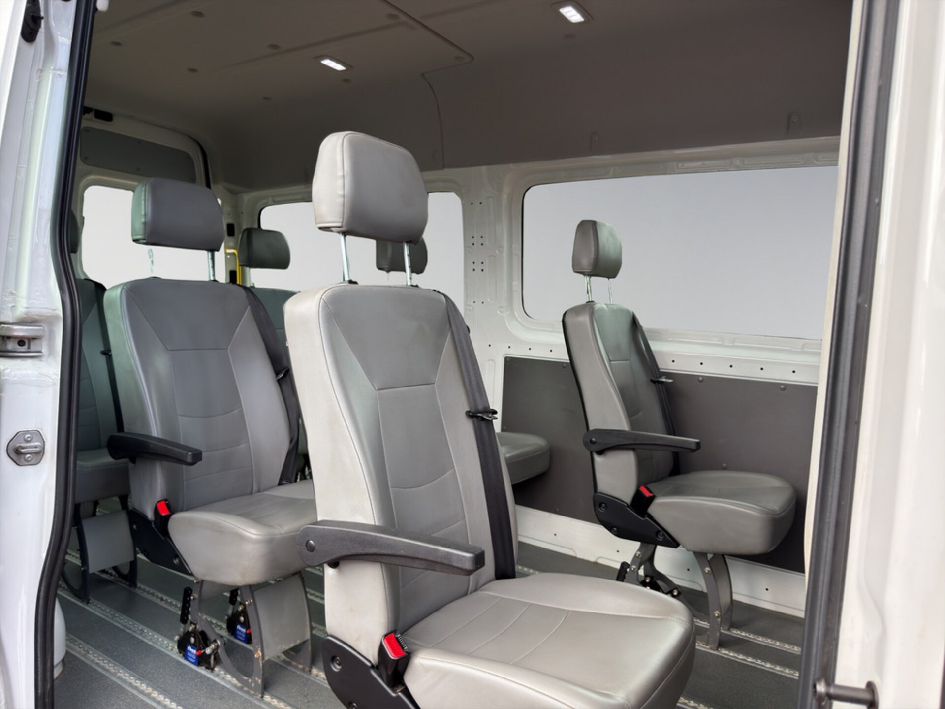 Volkswagen Crafter Kasten mittlerer Radstand
