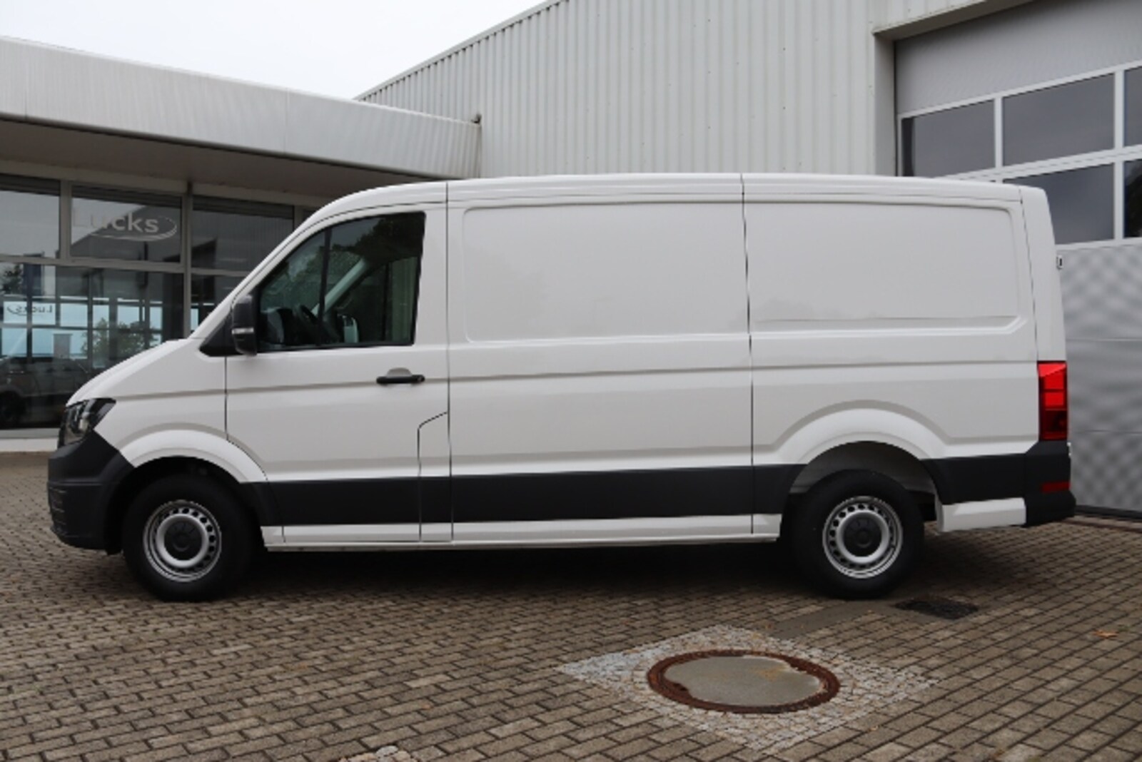 Volkswagen Crafter Kasten mittlerer Radstand – Bild 4