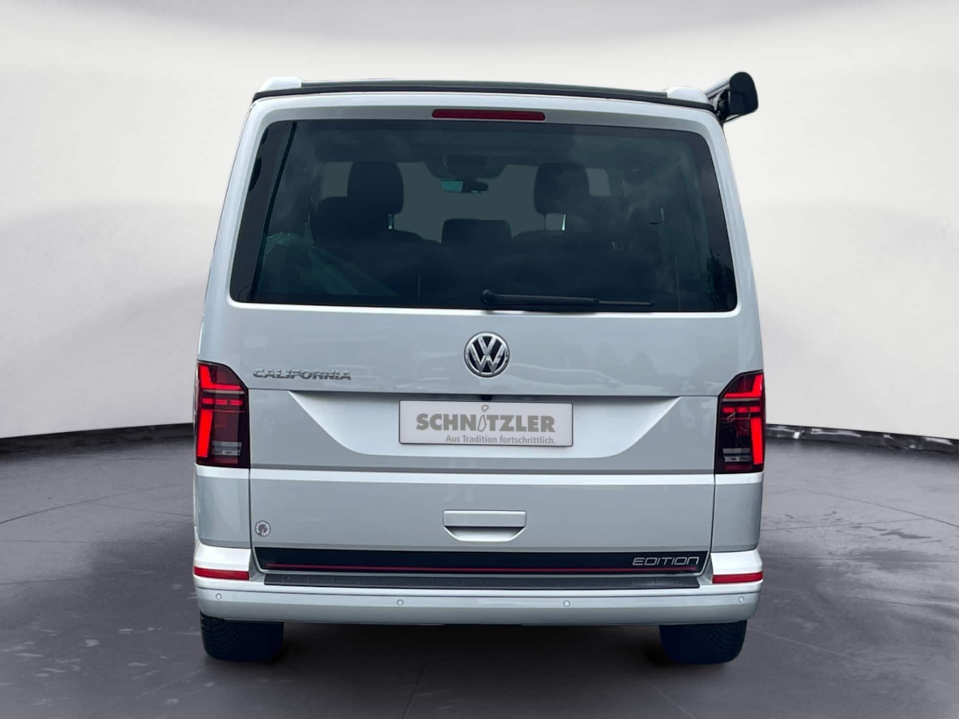 Volkswagen T6.1 California Beach