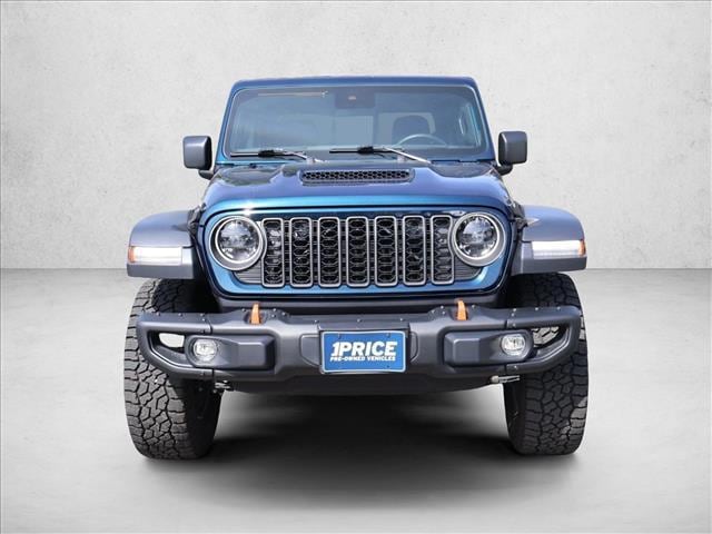 2025 Jeep Gladiator