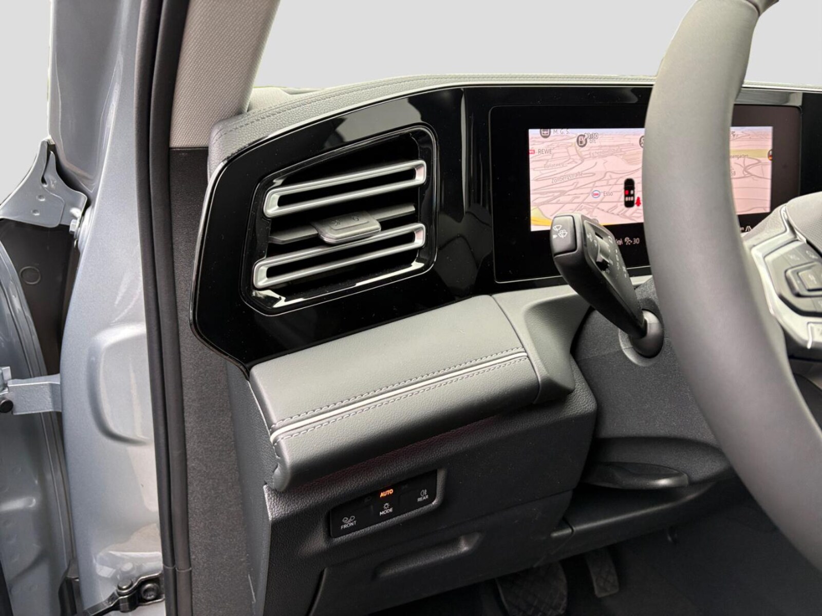 Volkswagen Tiguan – Bild 12