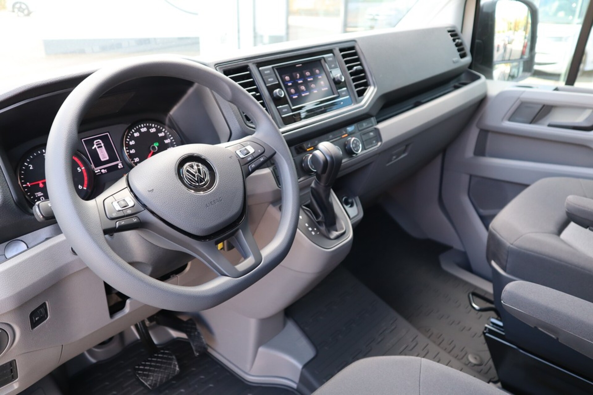 Volkswagen Crafter Kasten mittlerer Radstand