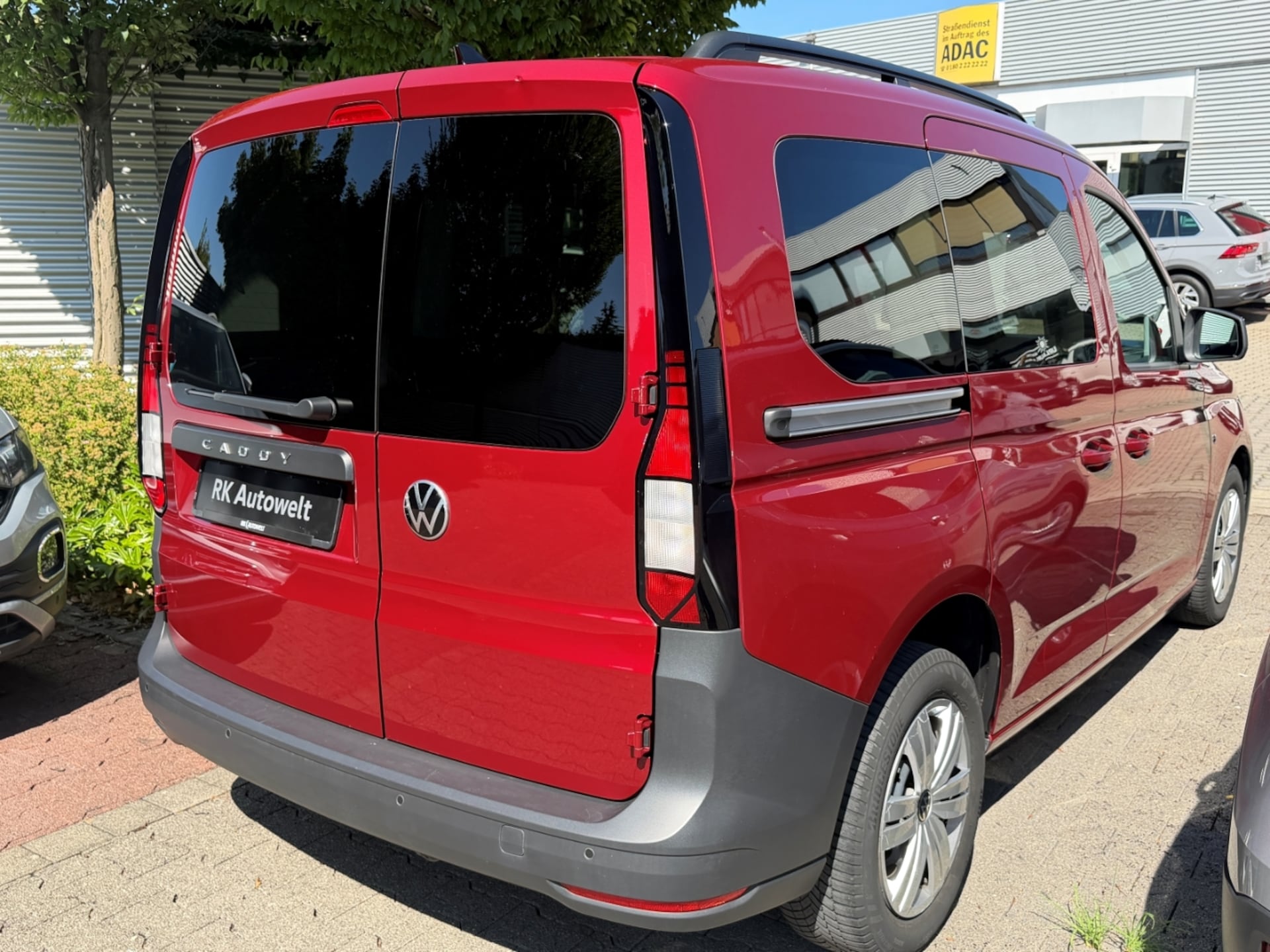 Volkswagen Caddy Basis-Modell