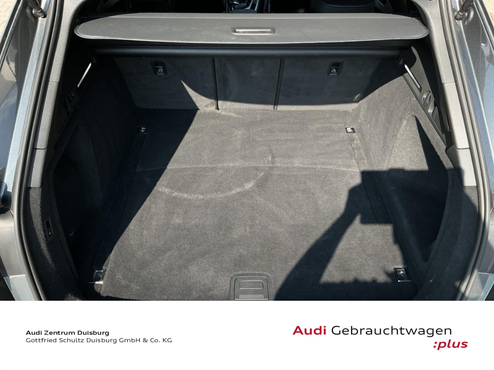 Audi A4 Avant S line