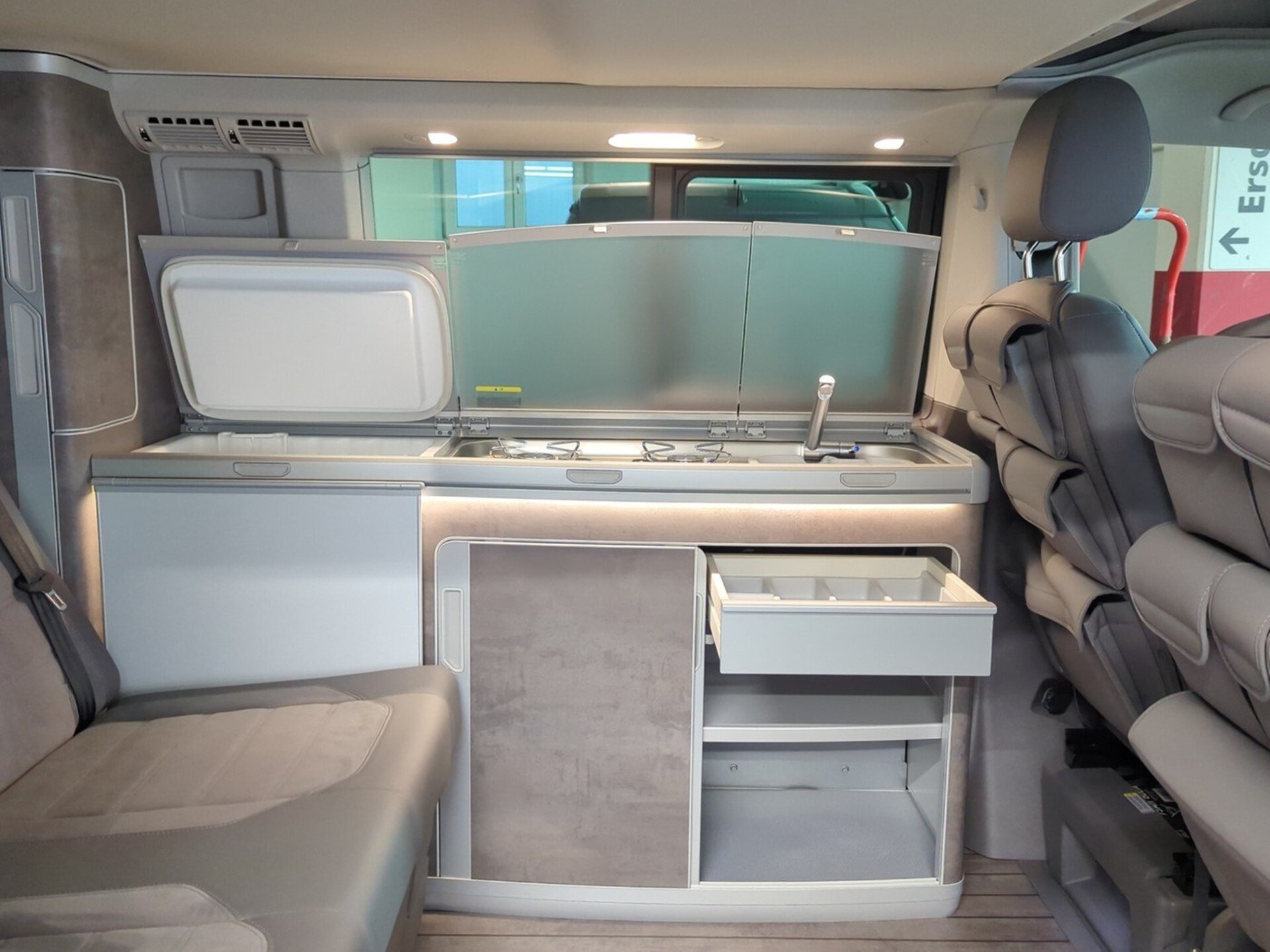 Volkswagen T6.1 California Ocean