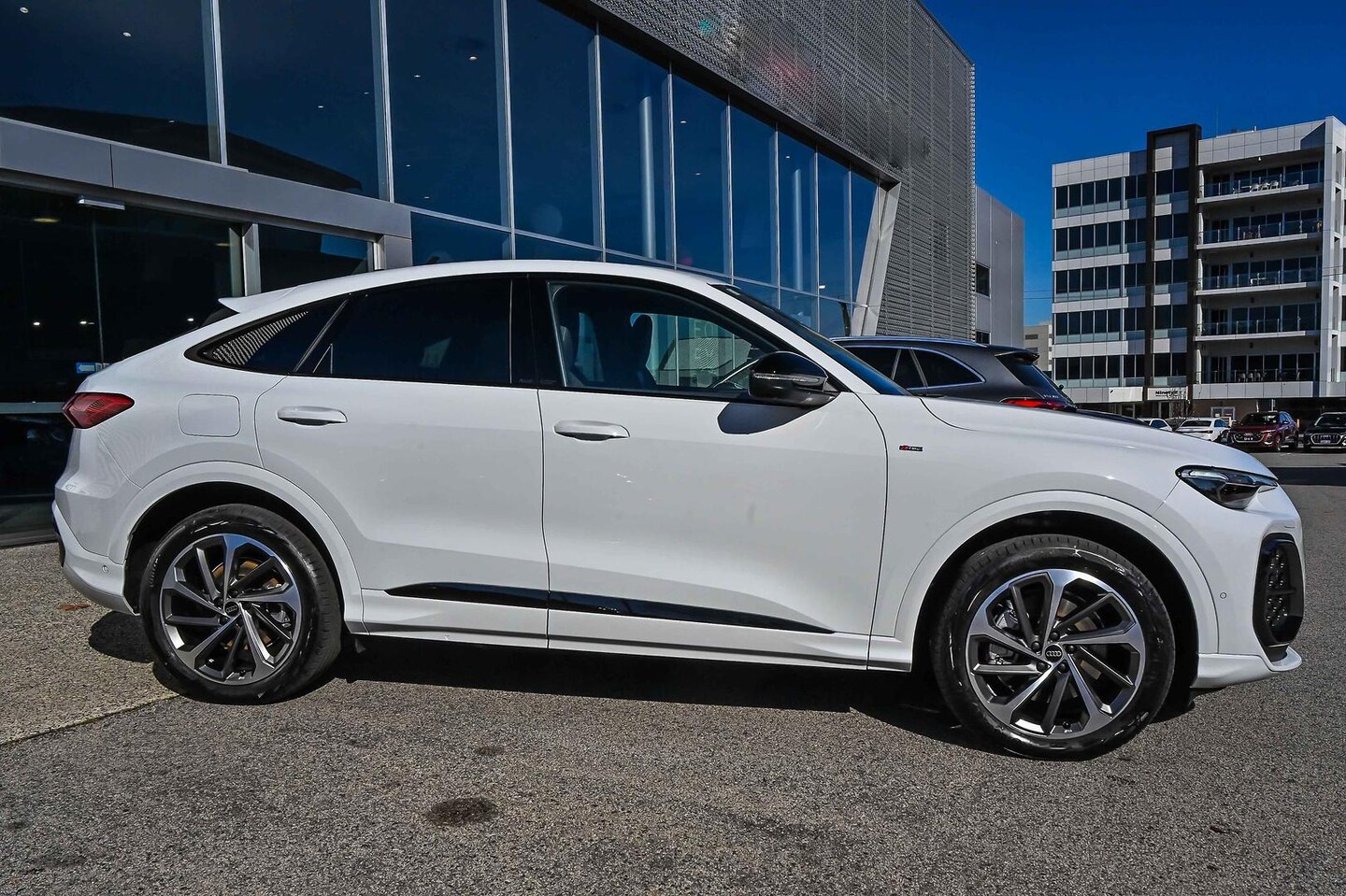 Image about Audi Q5 Sportback TDI quattro 150 kW sport