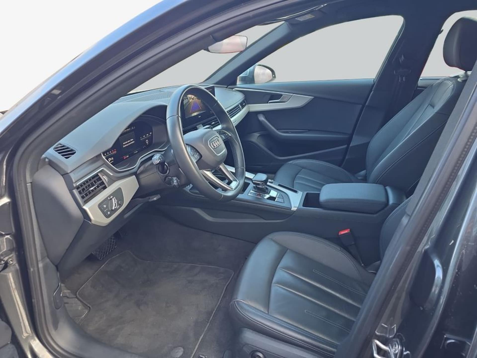 Audi A4 Avant S line