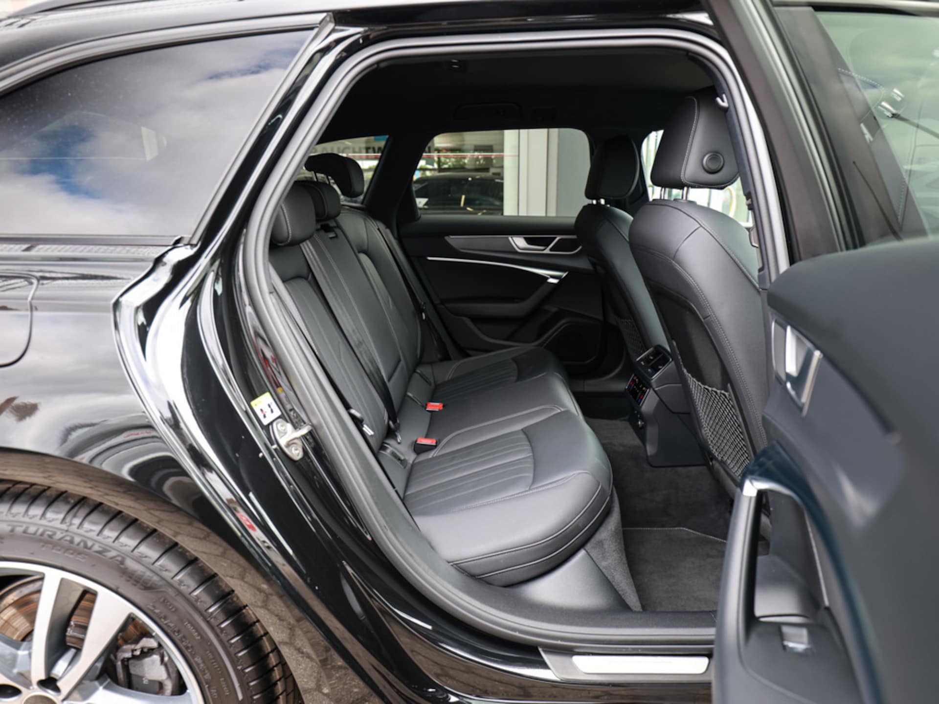 Audi A6 Avant Design