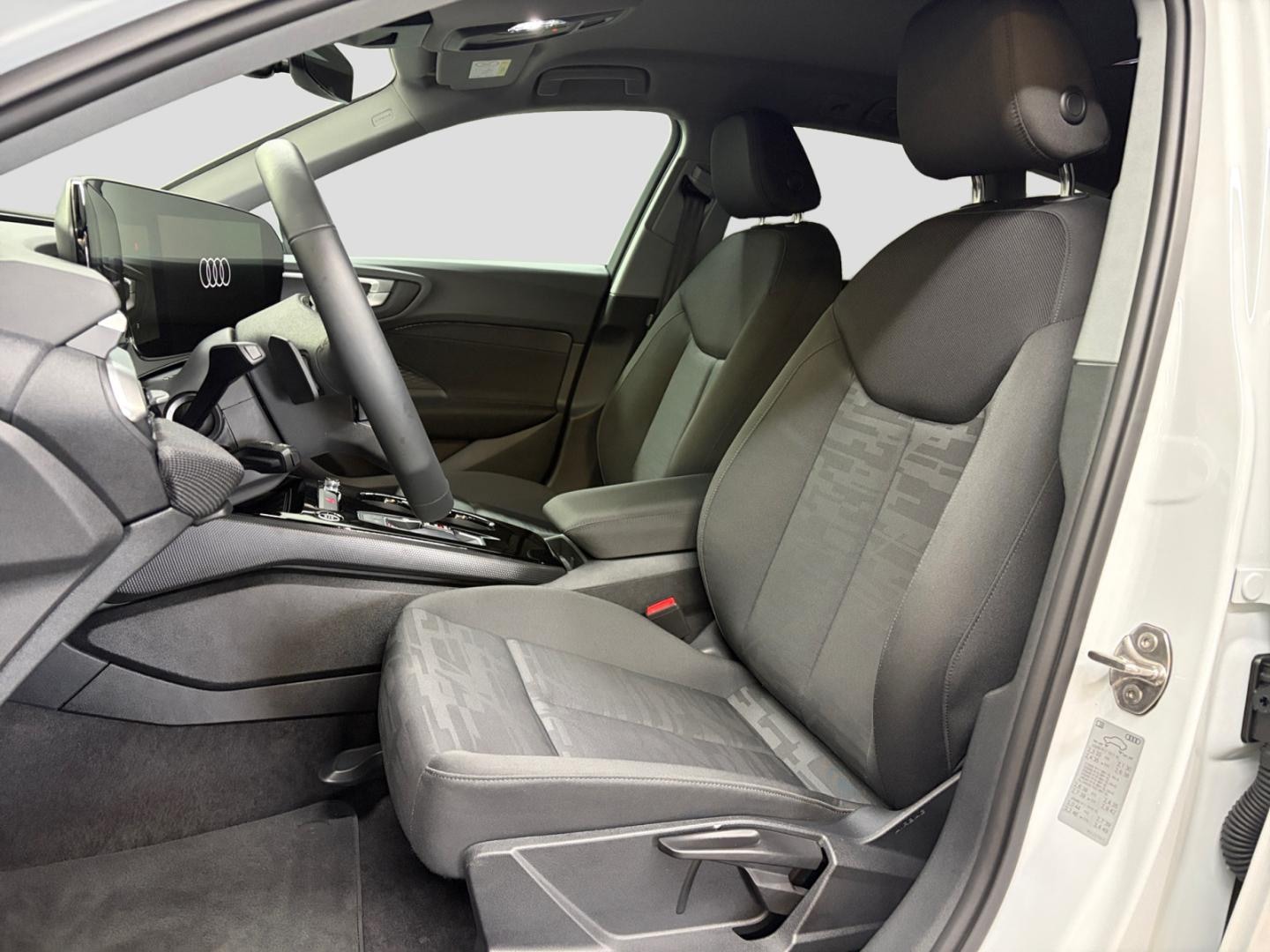 Bild über Audi A5 Avant TFSI S tronic - für weitere Informationen kontaktieren Sie den Audi Partner