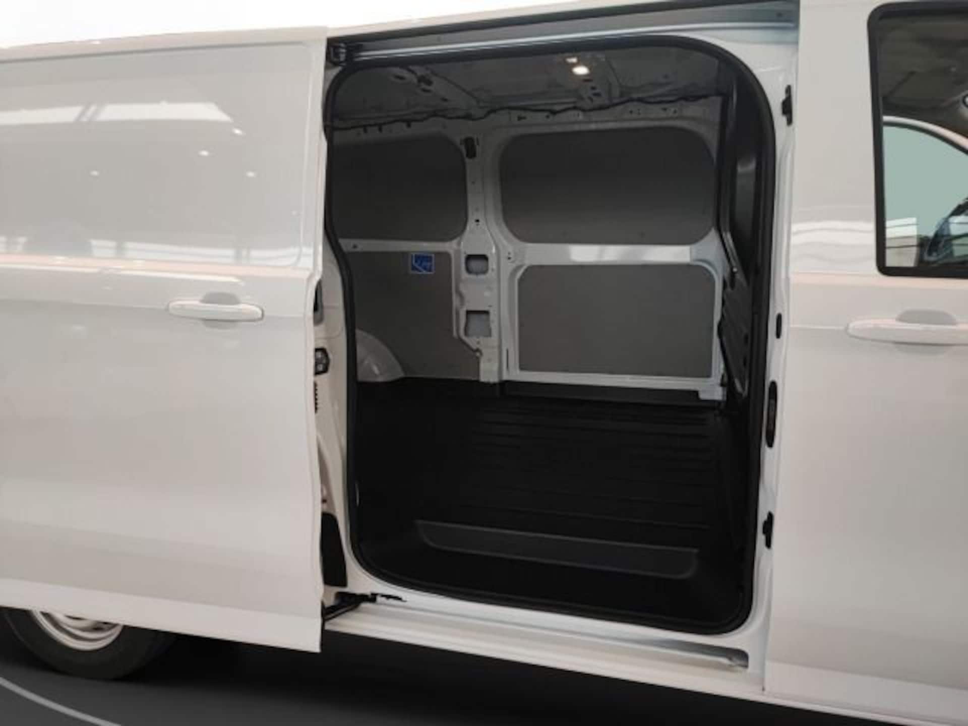 Volkswagen Transporter Kasten langer Radstand
