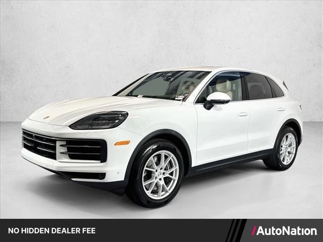 Photo of 2026 Porsche Cayenne Hybrid