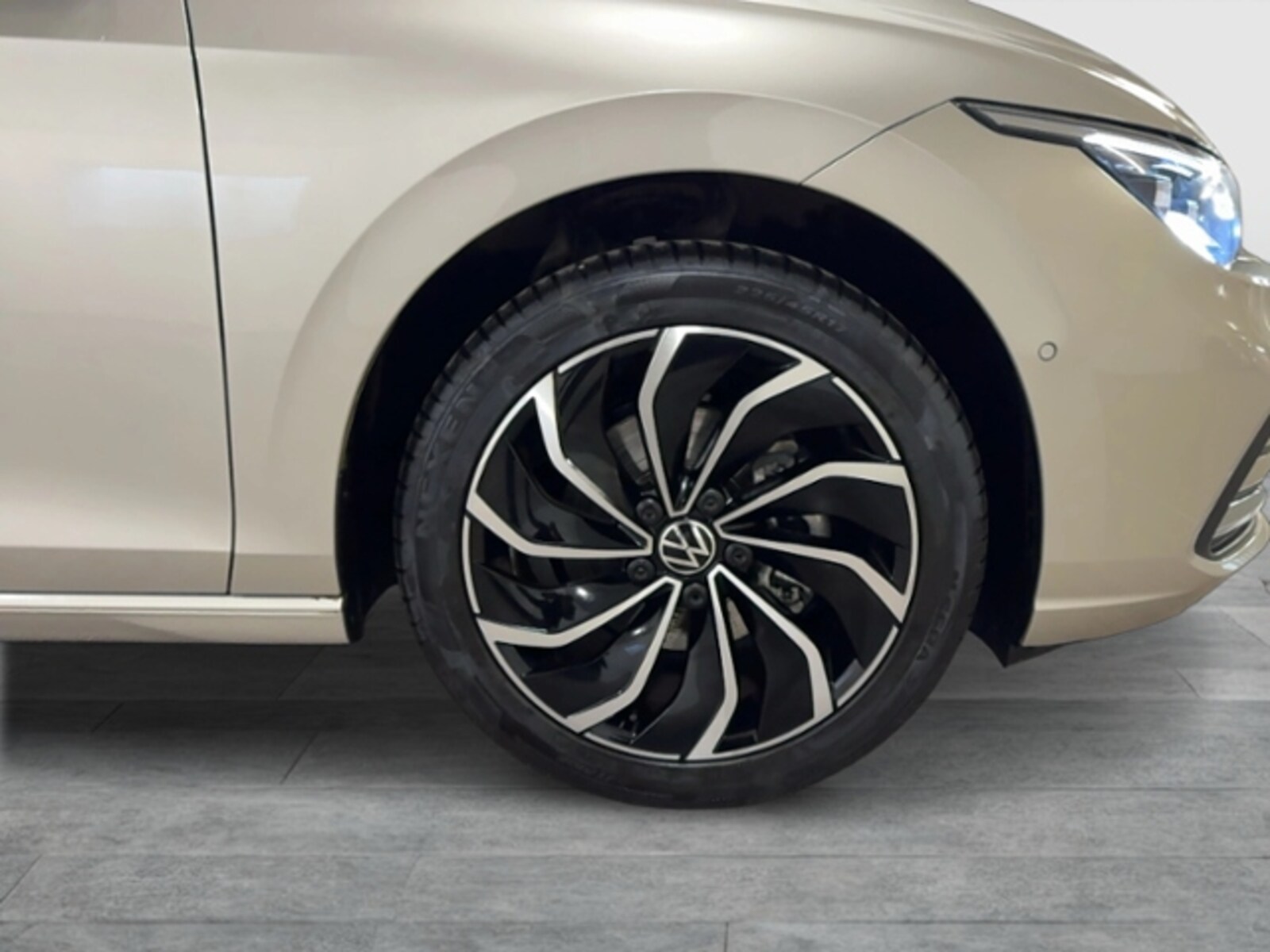 Volkswagen Golf – Bild 7