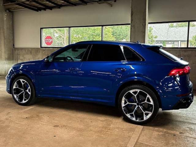 2026 Audi RS Q8 SUV performance