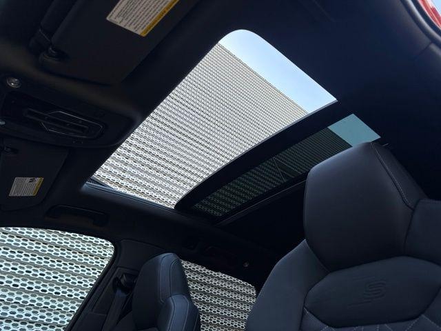 2026 Audi SQ7 Prestige - Photo 16