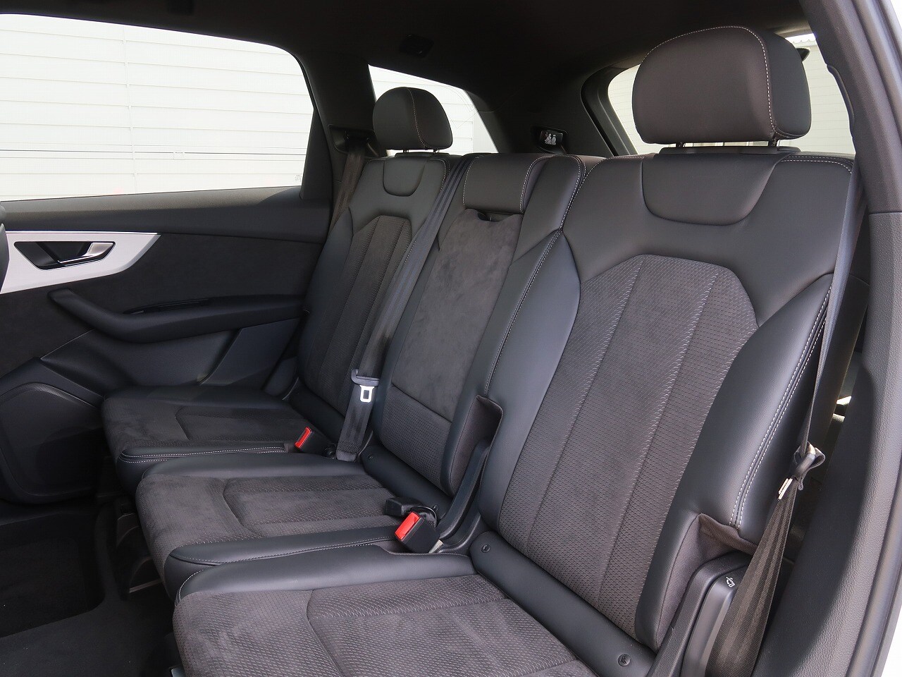 Image about Audi Q7 55 TFSI quattro S line 250(340) kW(PS) tiptronic