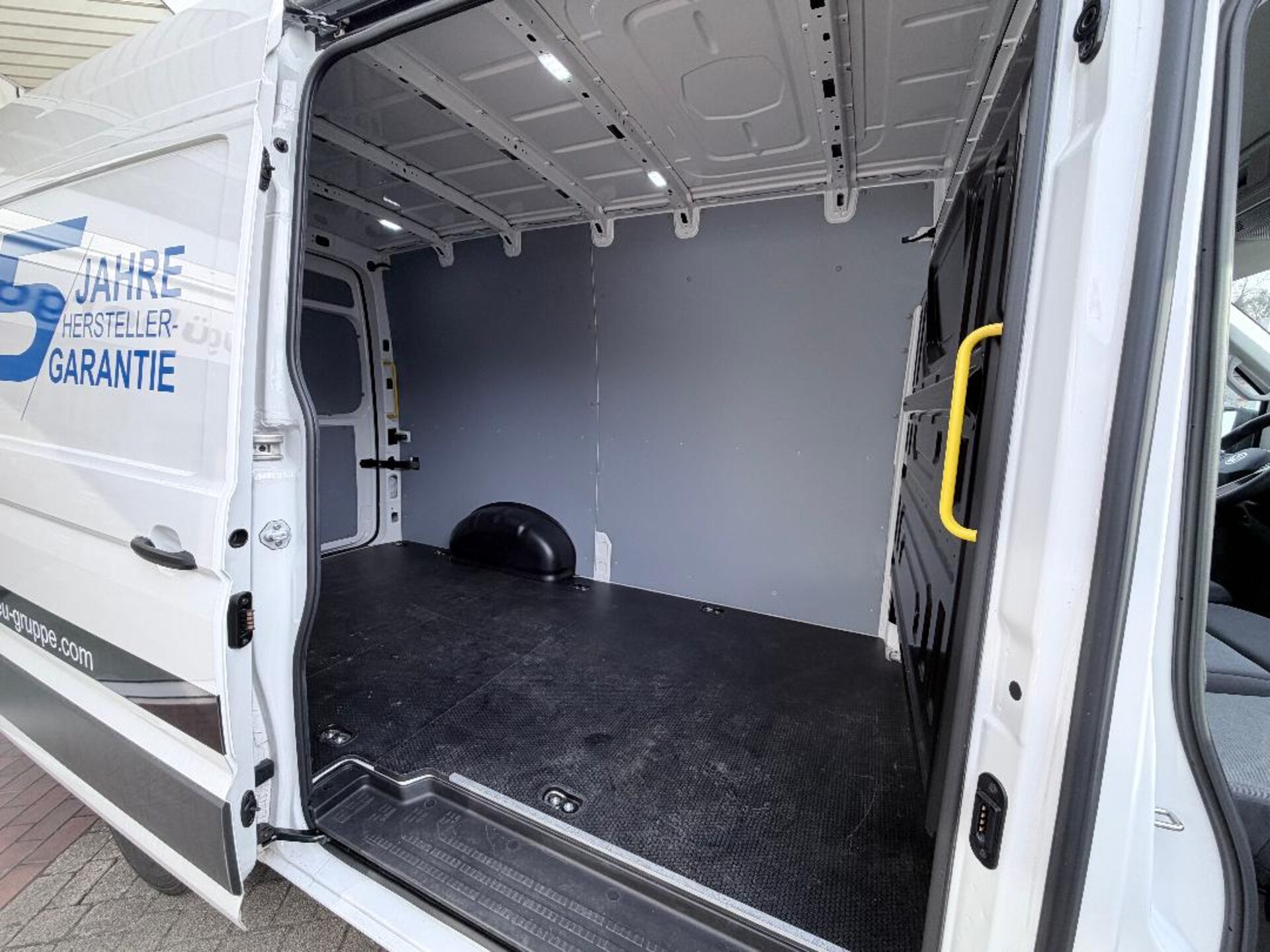 Volkswagen Crafter Kasten mittlerer Radstand