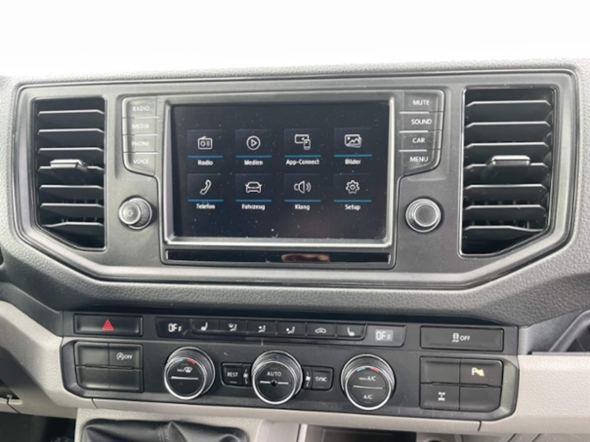 Volkswagen Crafter Kasten mittlerer Radstand