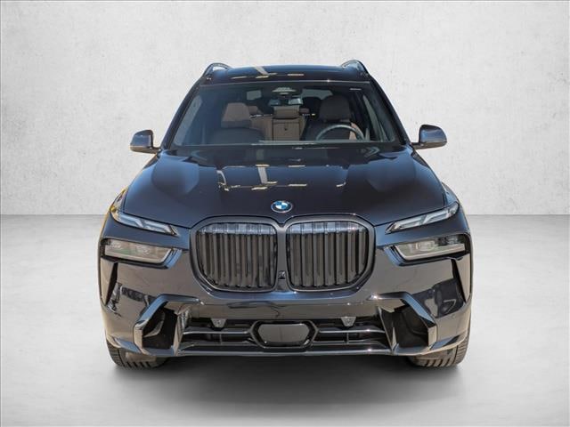 2024 BMW X7
