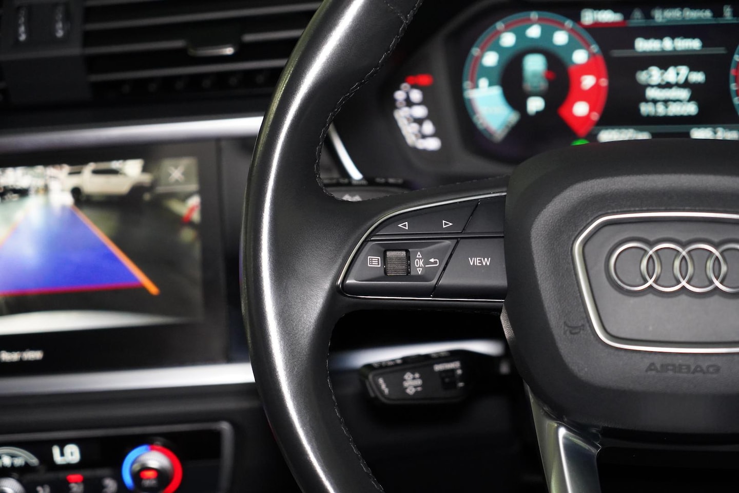 Image about Audi Q3 35 TFSI S tronic