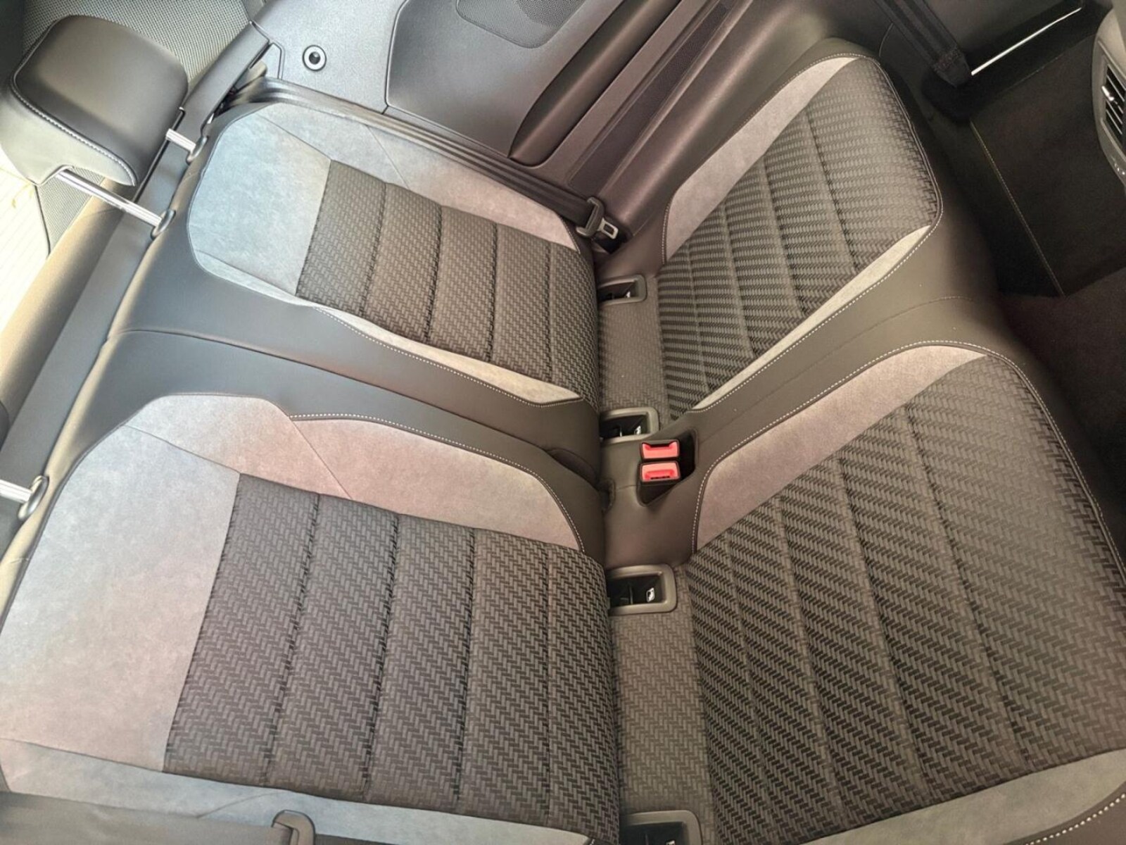 Volkswagen T-Roc Cabriolet – Bild 12